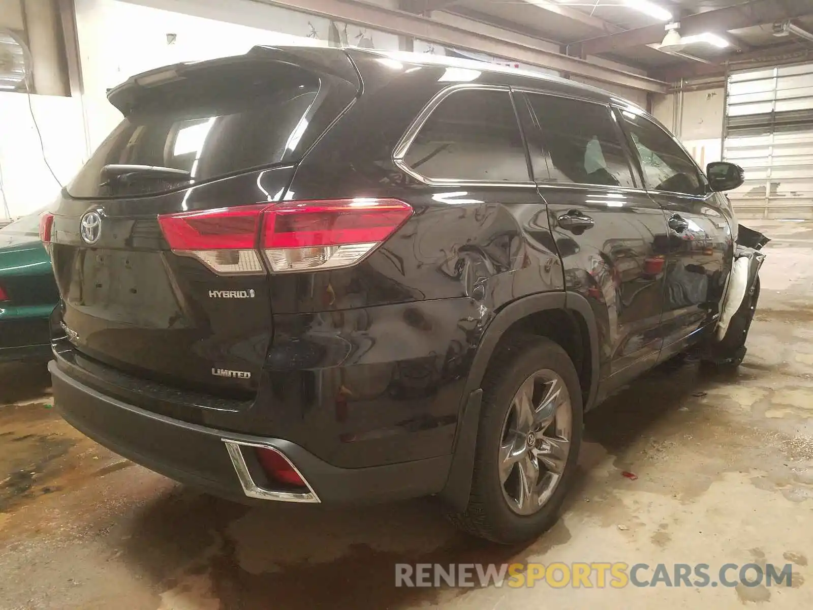 4 Фотография поврежденного автомобиля 5TDDGRFHXKS055389 TOYOTA HIGHLANDER 2019