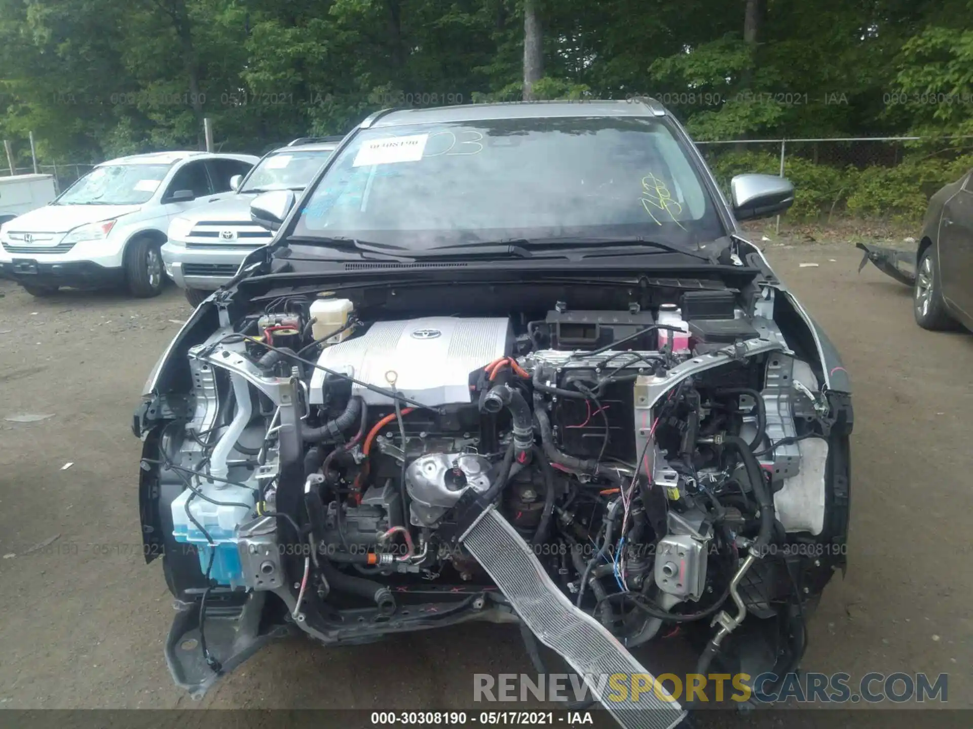 6 Photograph of a damaged car 5TDDGRFHXKS070619 TOYOTA HIGHLANDER 2019