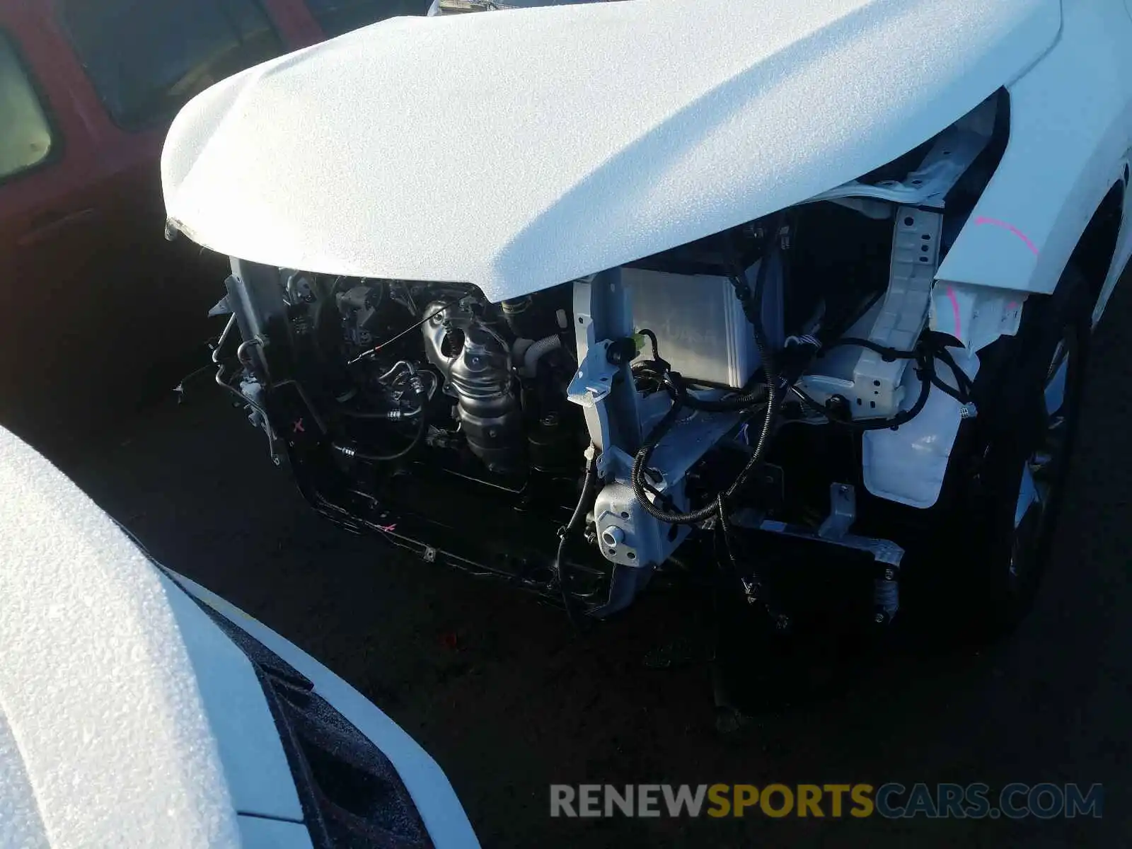 9 Photograph of a damaged car 5TDDZRFH0KS741032 TOYOTA HIGHLANDER 2019