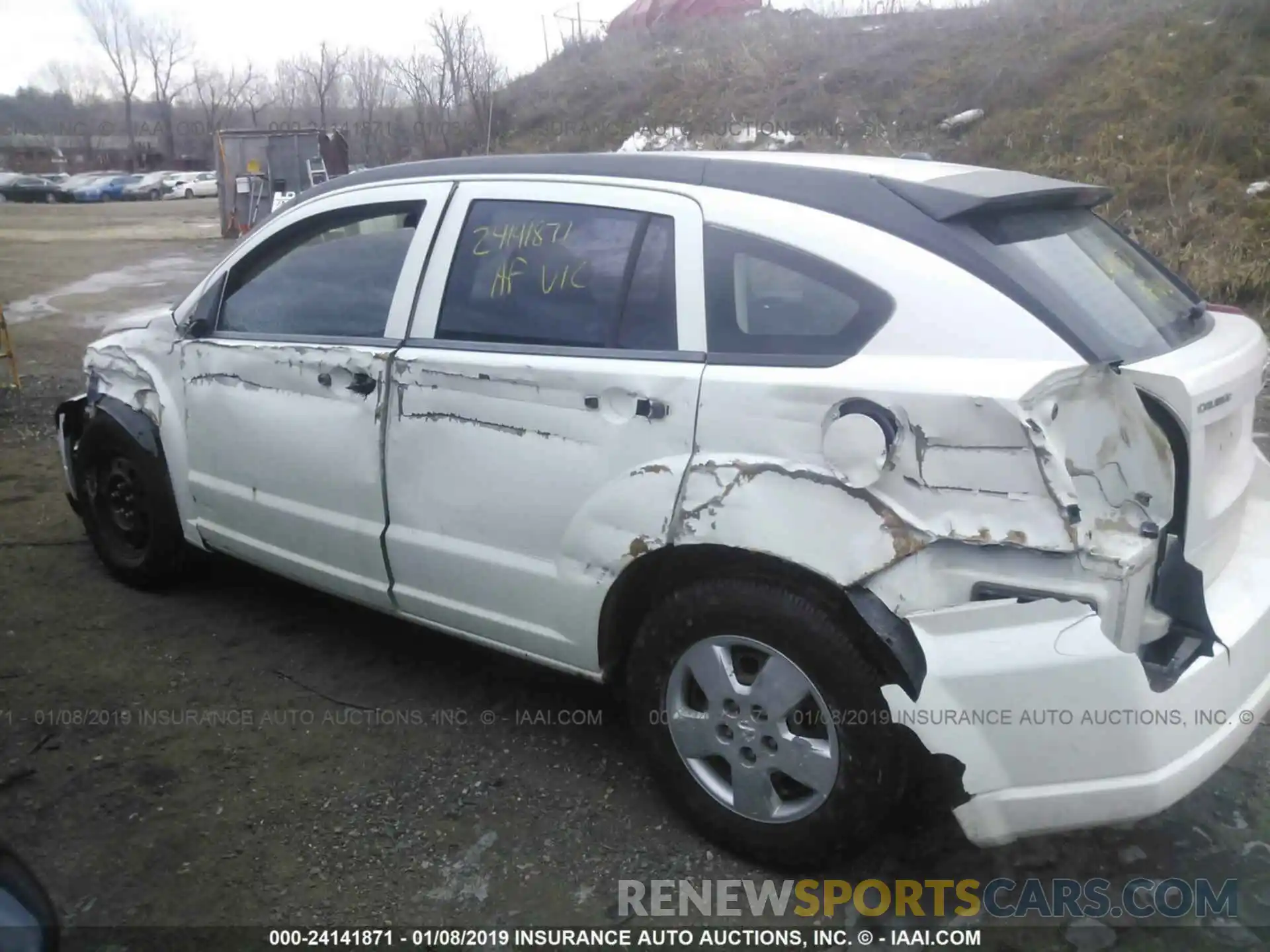 6 Photograph of a damaged car 5TDDZRFH0KS917125 TOYOTA HIGHLANDER 2019