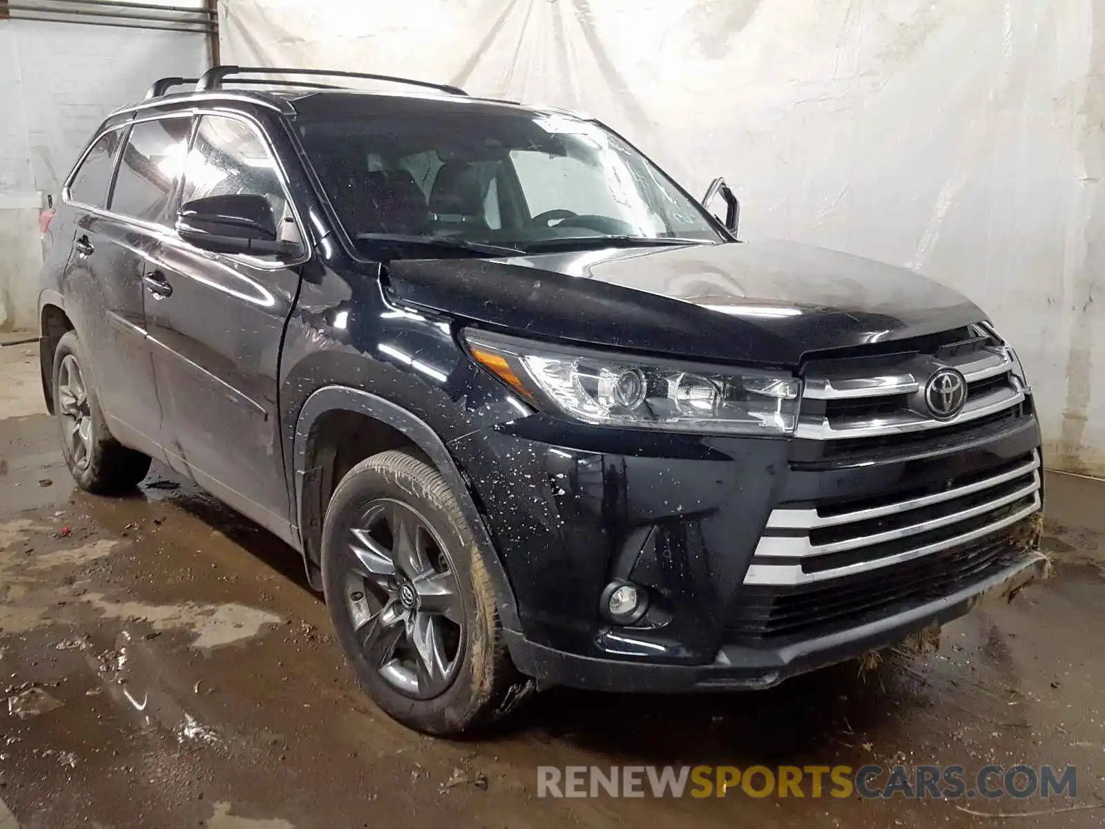 1 Photograph of a damaged car 5TDDZRFH0KS919117 TOYOTA HIGHLANDER 2019