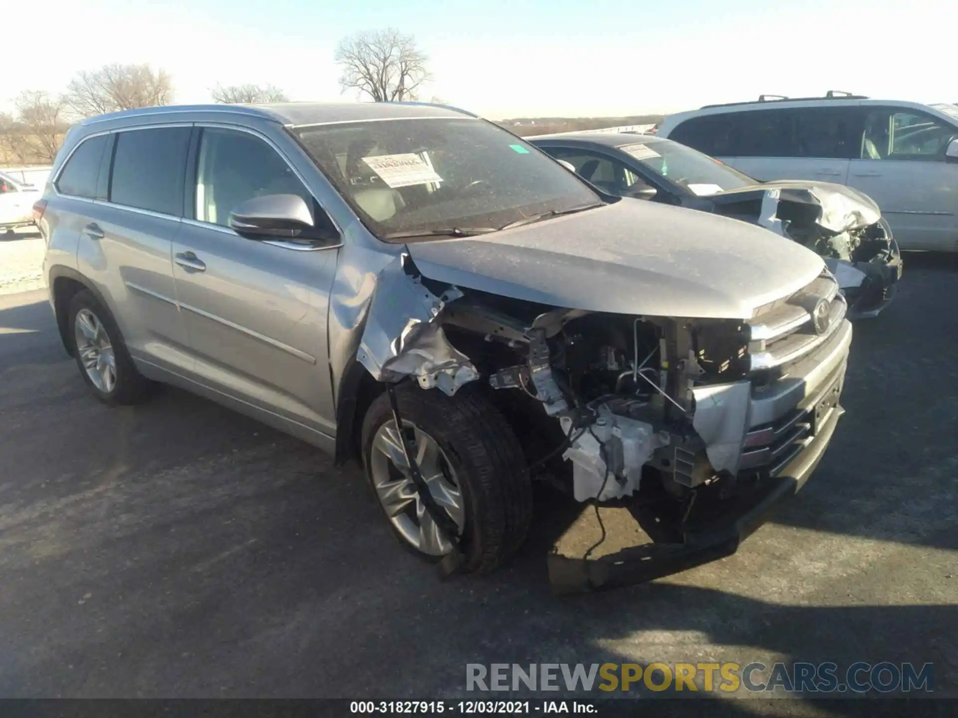 1 Photograph of a damaged car 5TDDZRFH0KS942932 TOYOTA HIGHLANDER 2019