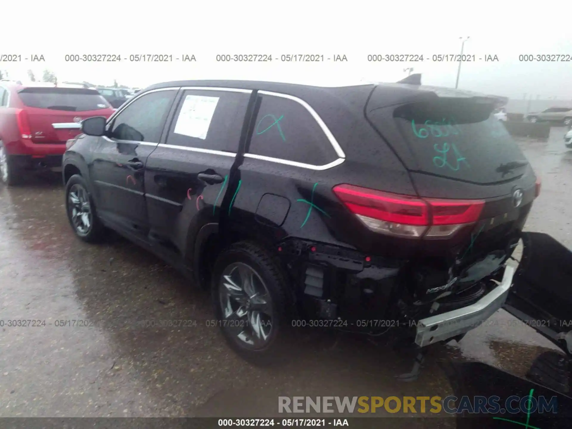 3 Photograph of a damaged car 5TDDZRFH0KS950643 TOYOTA HIGHLANDER 2019