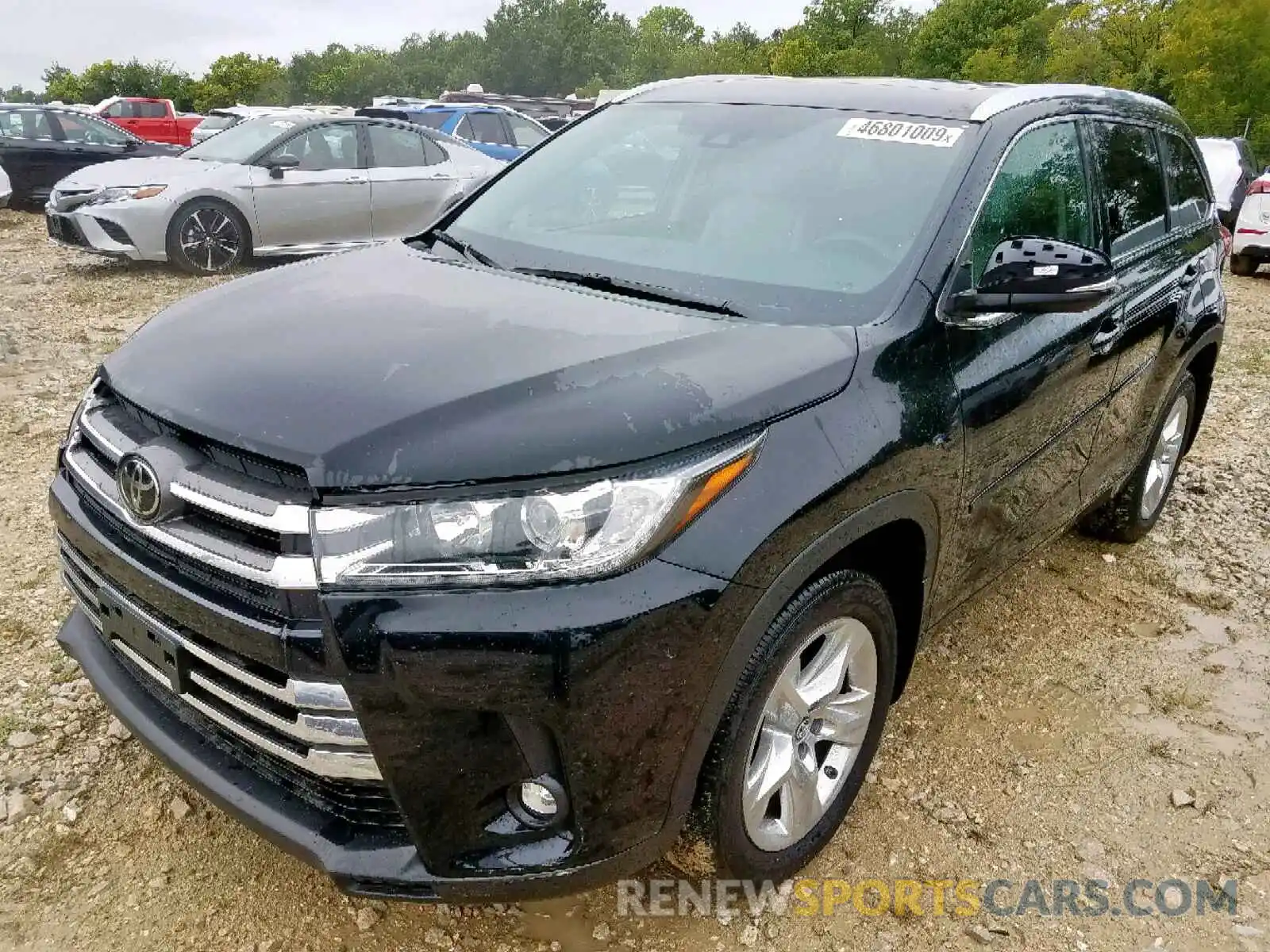 2 Photograph of a damaged car 5TDDZRFH0KS960234 TOYOTA HIGHLANDER 2019