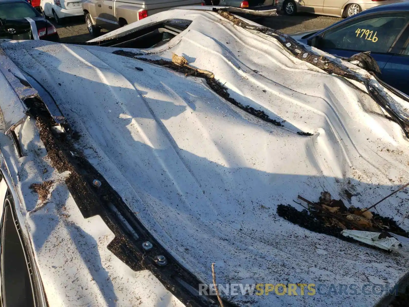 9 Photograph of a damaged car 5TDDZRFH0KS968074 TOYOTA HIGHLANDER 2019