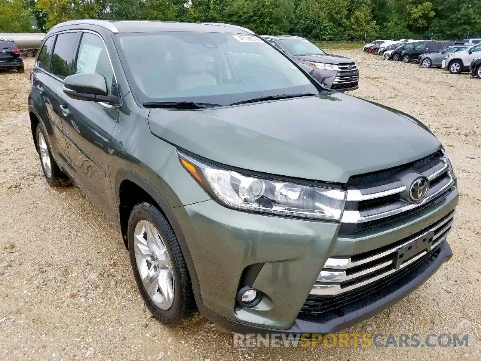 1 Photograph of a damaged car 5TDDZRFH0KS970830 TOYOTA HIGHLANDER 2019