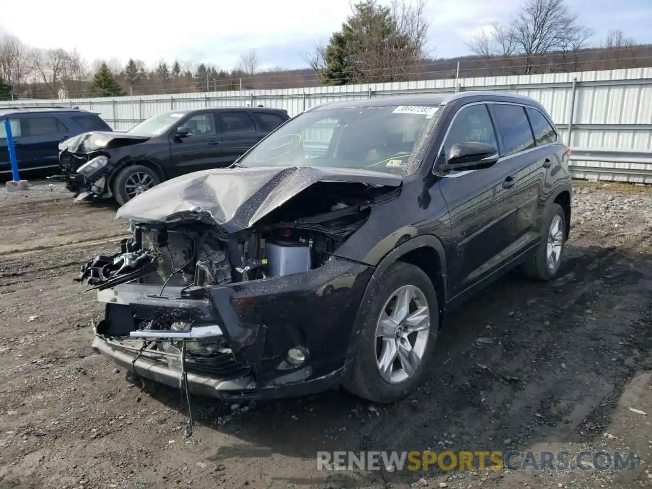 2 Photograph of a damaged car 5TDDZRFH1KS705432 TOYOTA HIGHLANDER 2019