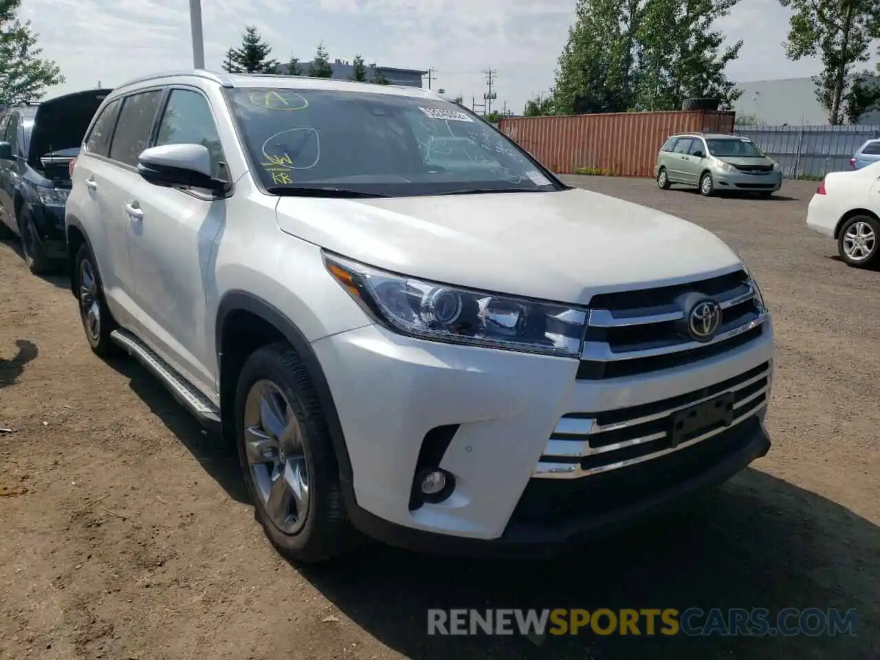 1 Photograph of a damaged car 5TDDZRFH1KS730699 TOYOTA HIGHLANDER 2019