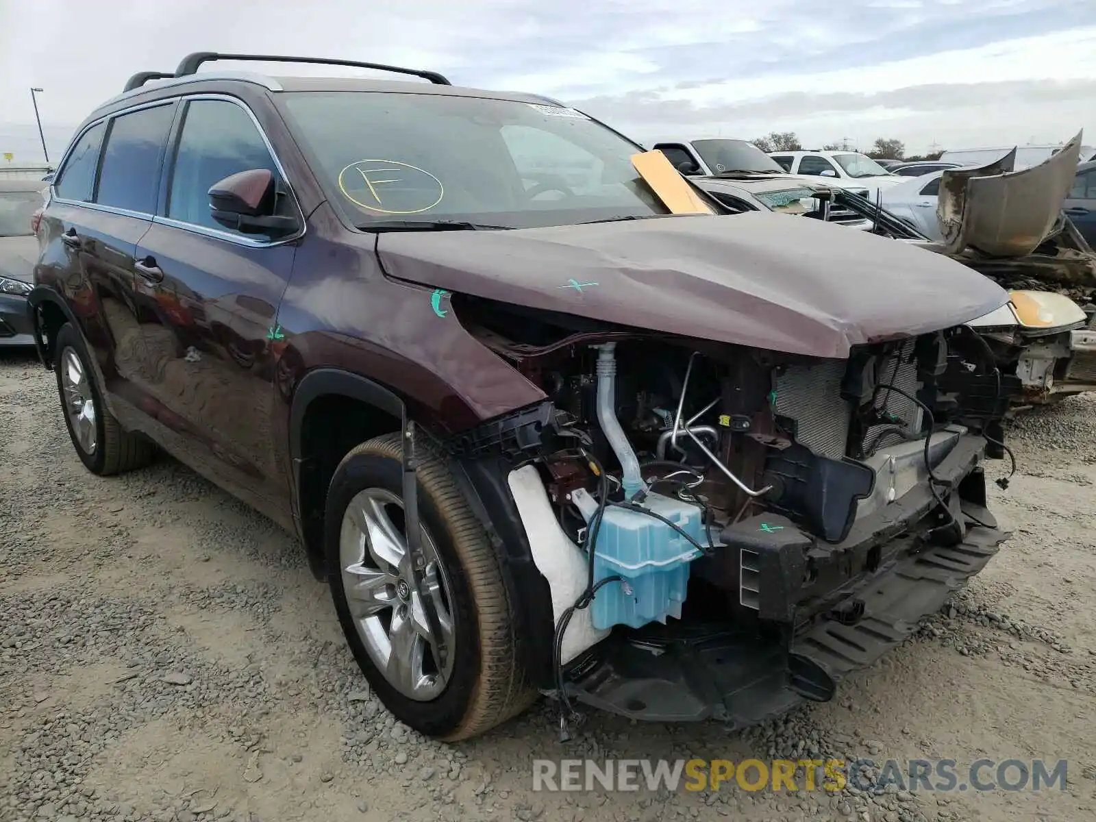 1 Photograph of a damaged car 5TDDZRFH1KS740259 TOYOTA HIGHLANDER 2019