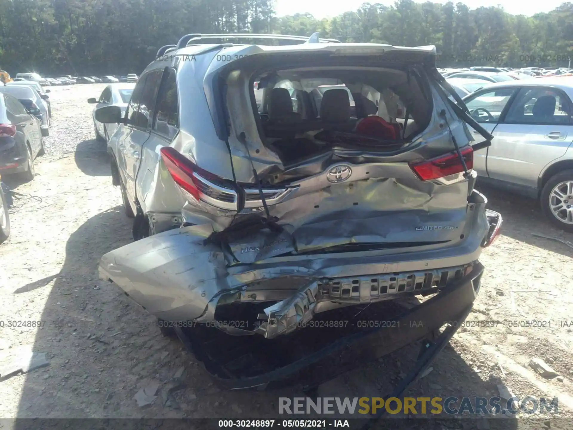 6 Photograph of a damaged car 5TDDZRFH1KS924844 TOYOTA HIGHLANDER 2019