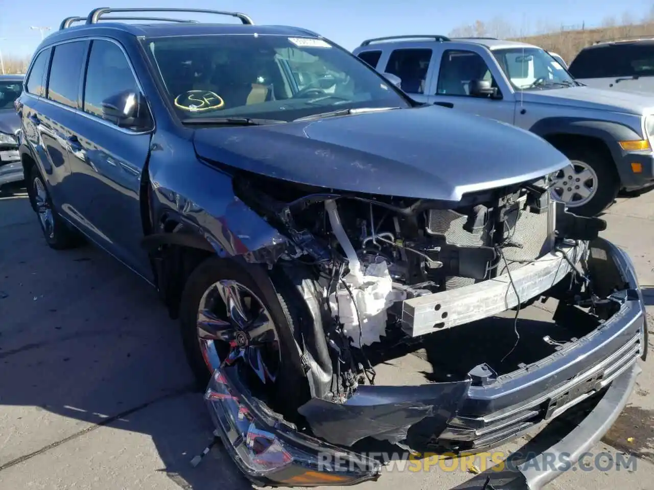 1 Photograph of a damaged car 5TDDZRFH1KS933902 TOYOTA HIGHLANDER 2019