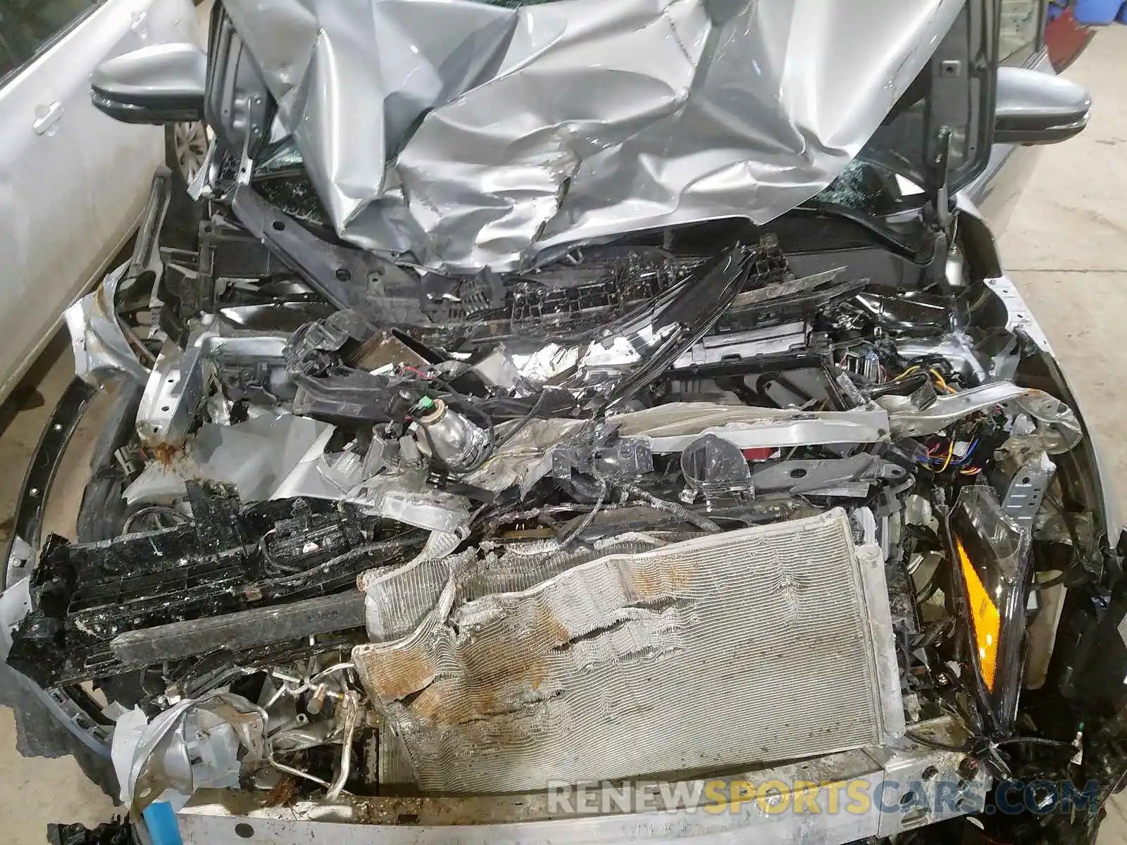 7 Photograph of a damaged car 5TDDZRFH1KS953986 TOYOTA HIGHLANDER 2019