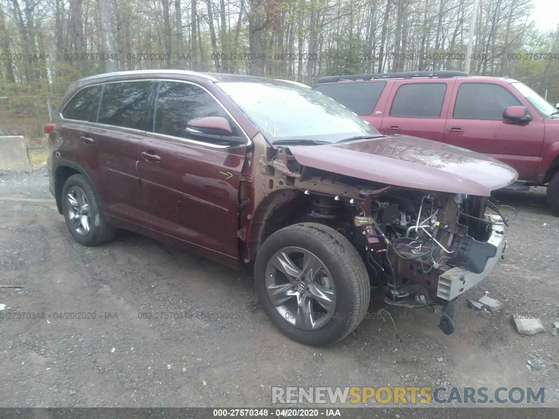 1 Photograph of a damaged car 5TDDZRFH1KS957987 TOYOTA HIGHLANDER 2019