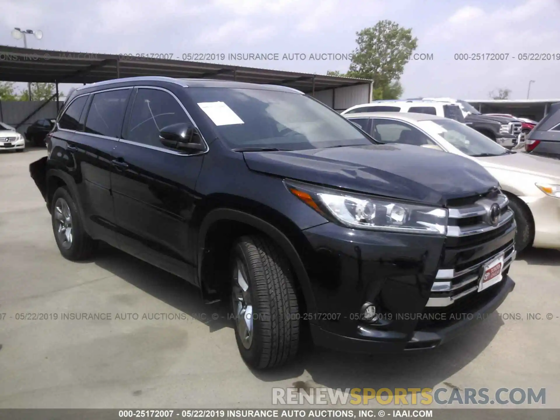 1 Photograph of a damaged car 5TDDZRFH1KS973994 TOYOTA HIGHLANDER 2019