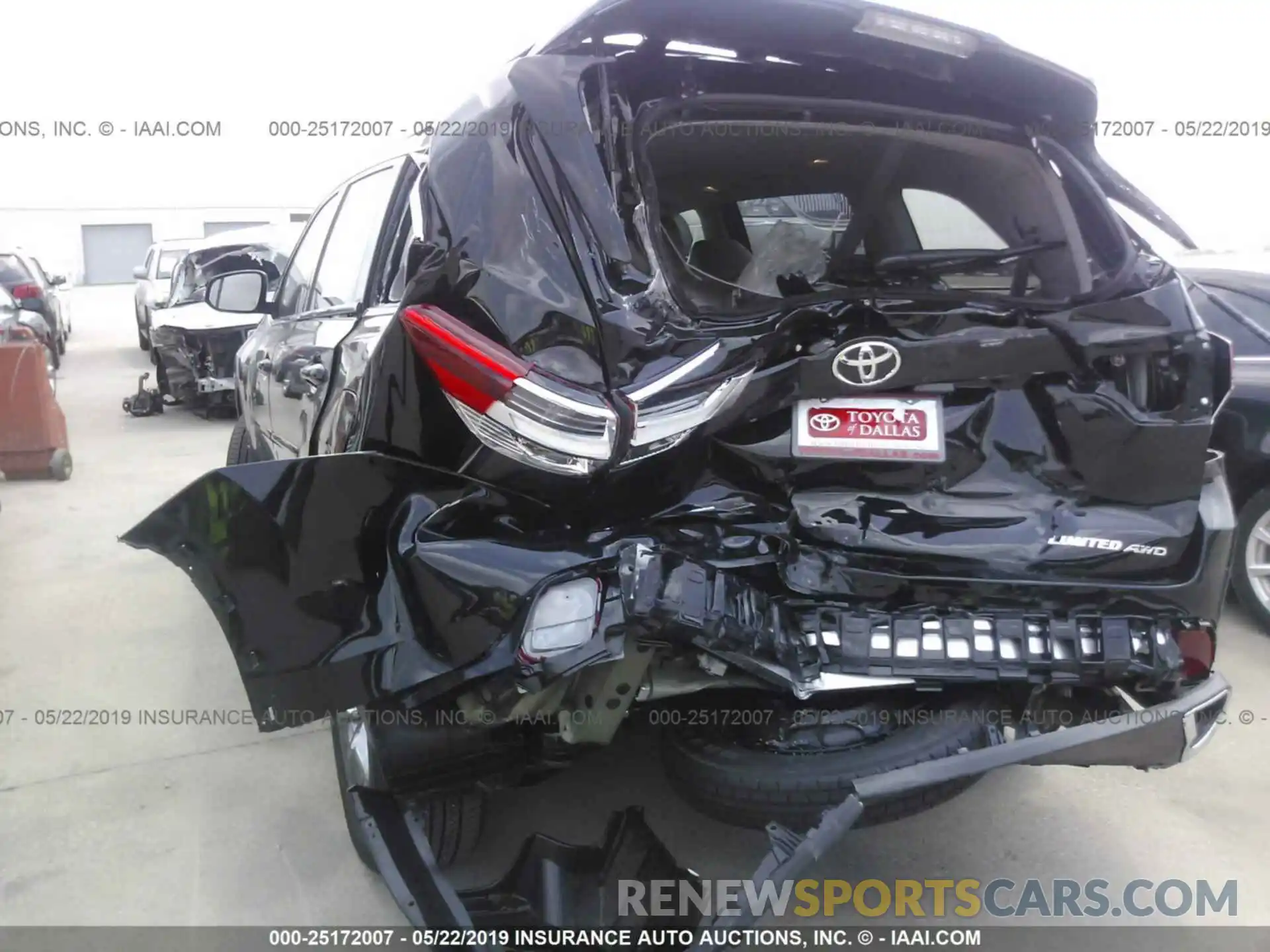 6 Photograph of a damaged car 5TDDZRFH1KS973994 TOYOTA HIGHLANDER 2019