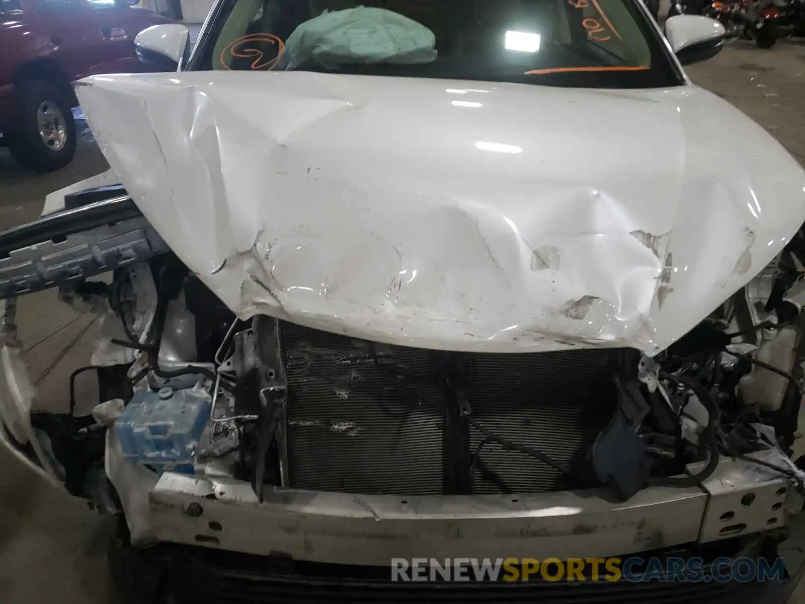 7 Photograph of a damaged car 5TDDZRFH1KS989354 TOYOTA HIGHLANDER 2019