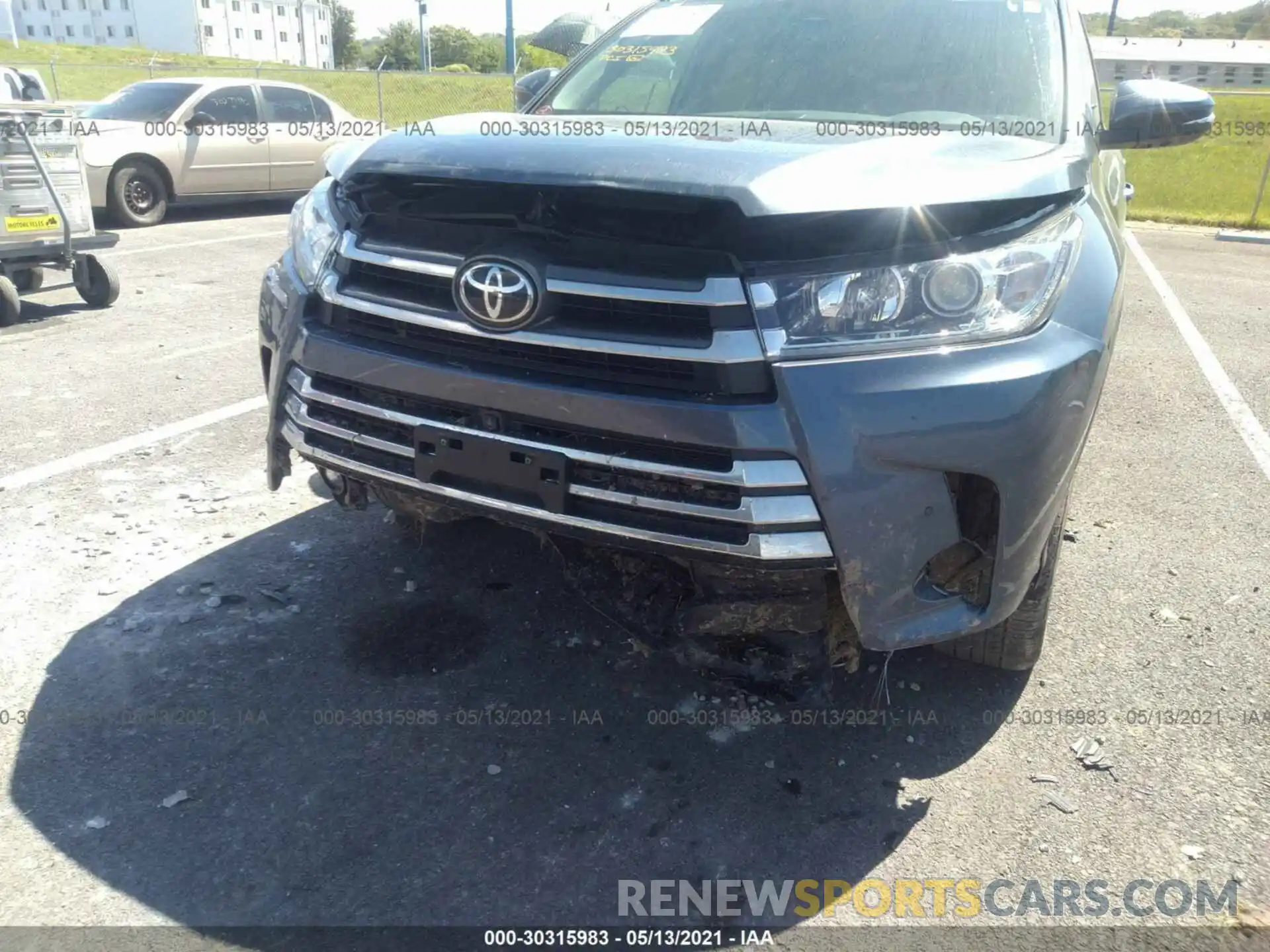 6 Photograph of a damaged car 5TDDZRFH2KS718979 TOYOTA HIGHLANDER 2019