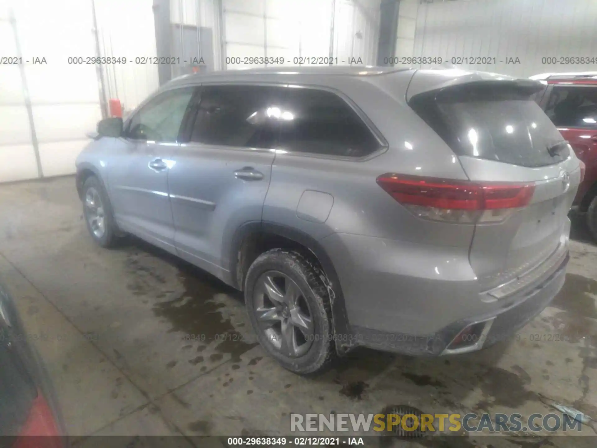 3 Фотография поврежденного автомобиля 5TDDZRFH2KS735037 TOYOTA HIGHLANDER 2019