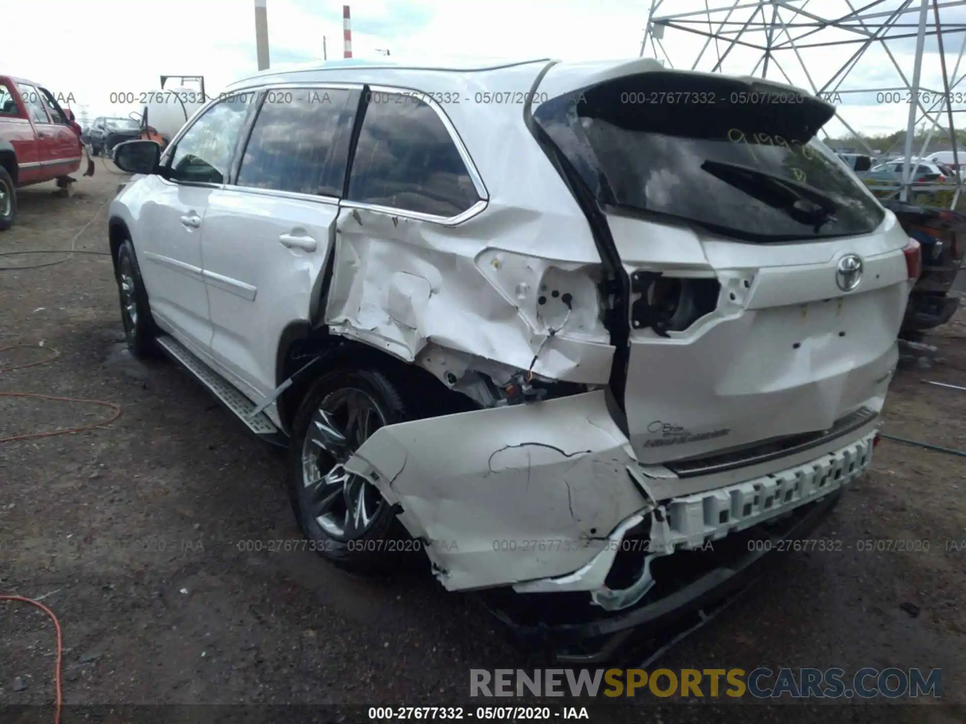 3 Photograph of a damaged car 5TDDZRFH2KS919989 TOYOTA HIGHLANDER 2019