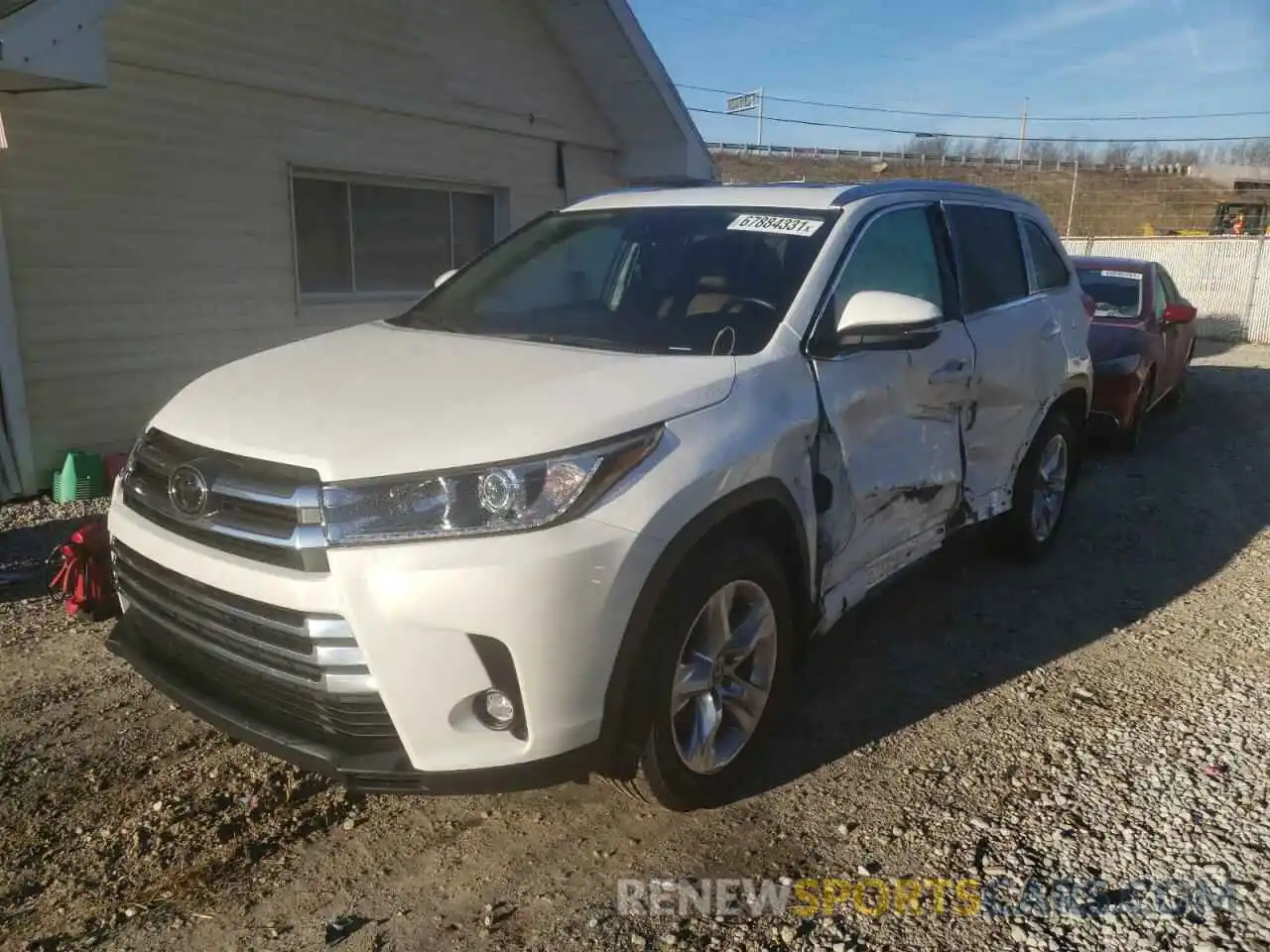 2 Photograph of a damaged car 5TDDZRFH2KS927820 TOYOTA HIGHLANDER 2019