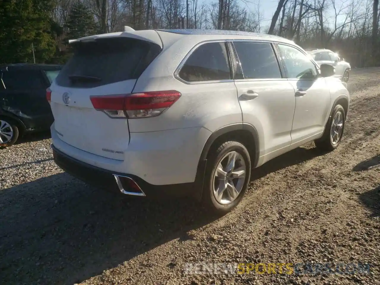 4 Фотография поврежденного автомобиля 5TDDZRFH2KS927820 TOYOTA HIGHLANDER 2019