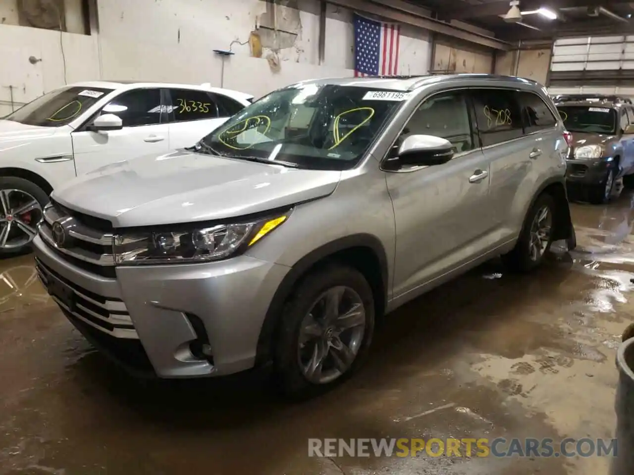 2 Photograph of a damaged car 5TDDZRFH2KS954077 TOYOTA HIGHLANDER 2019