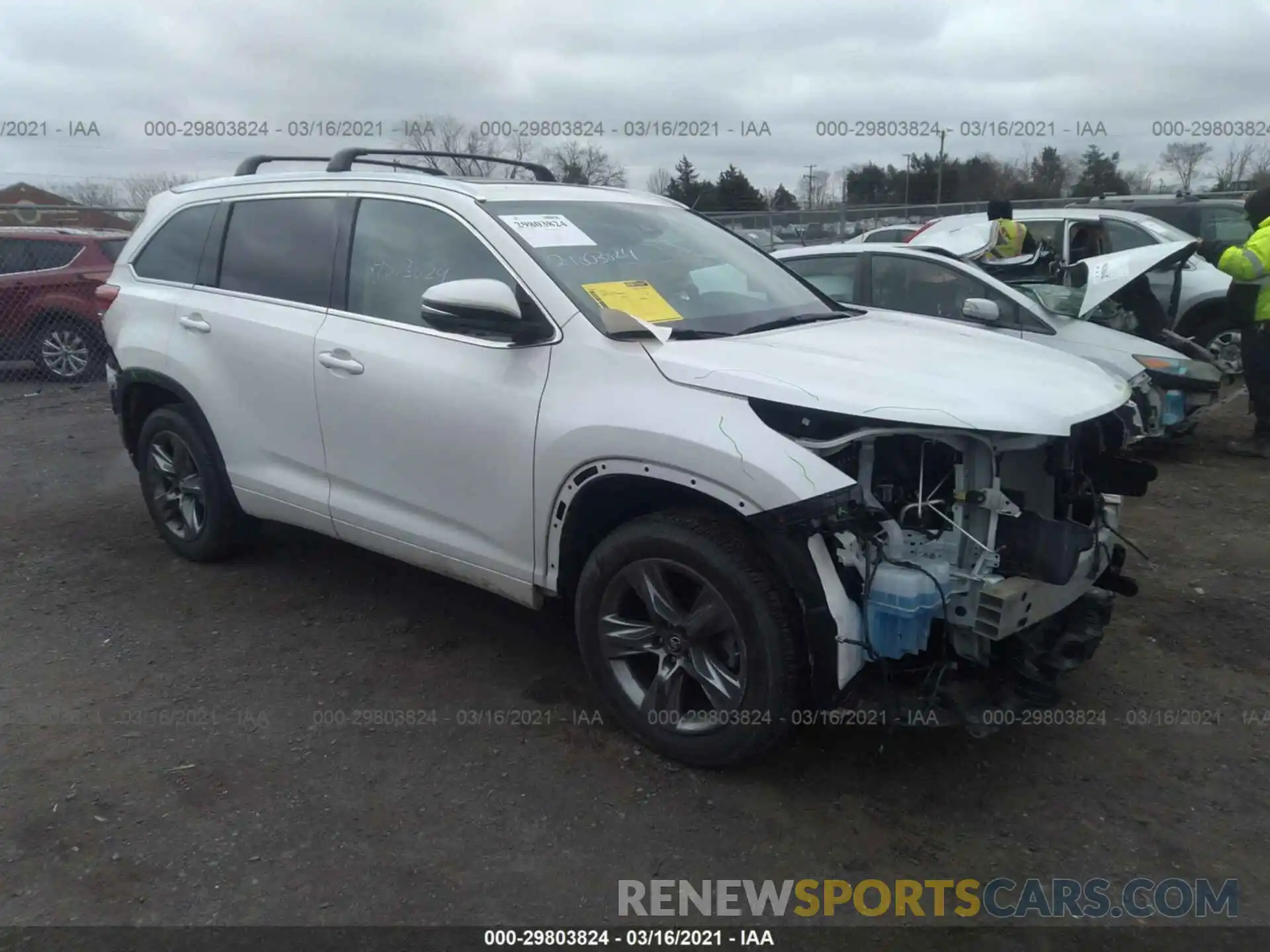 1 Photograph of a damaged car 5TDDZRFH2KS978198 TOYOTA HIGHLANDER 2019