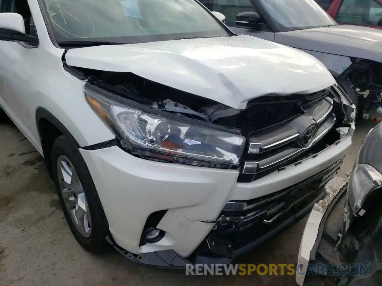 9 Photograph of a damaged car 5TDDZRFH2KS985894 TOYOTA HIGHLANDER 2019