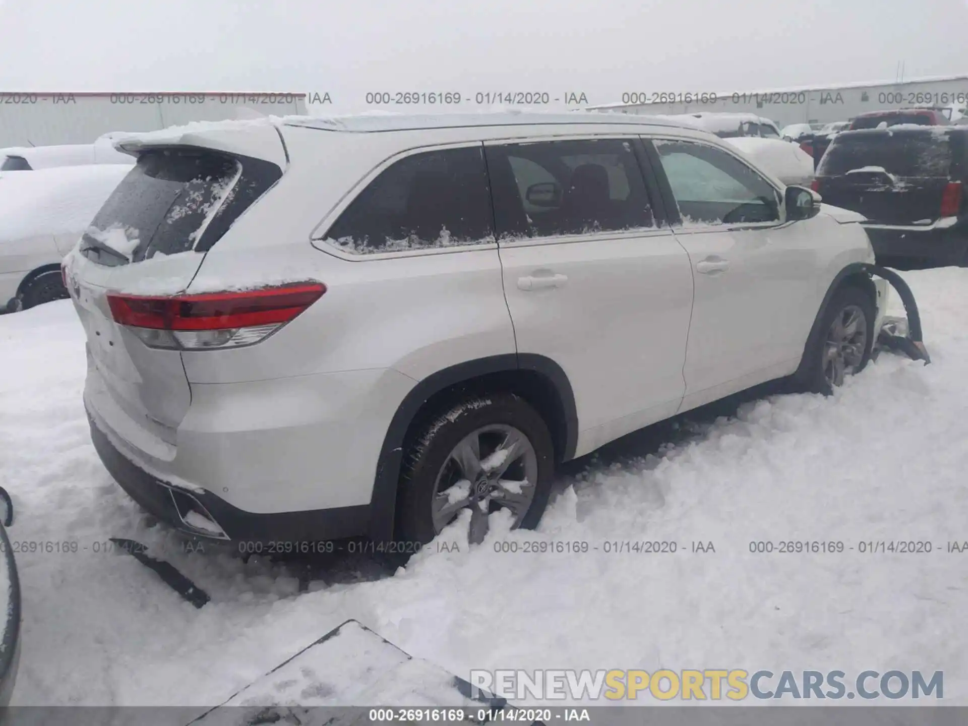 4 Photograph of a damaged car 5TDDZRFH2KS999732 TOYOTA HIGHLANDER 2019