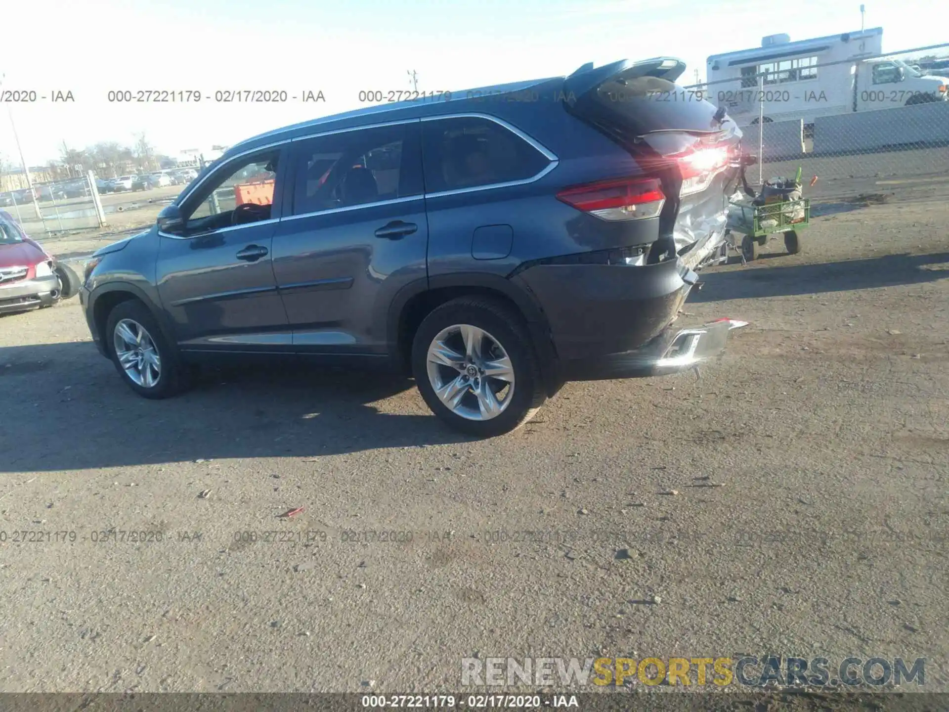 3 Photograph of a damaged car 5TDDZRFH3K2991414 TOYOTA HIGHLANDER 2019