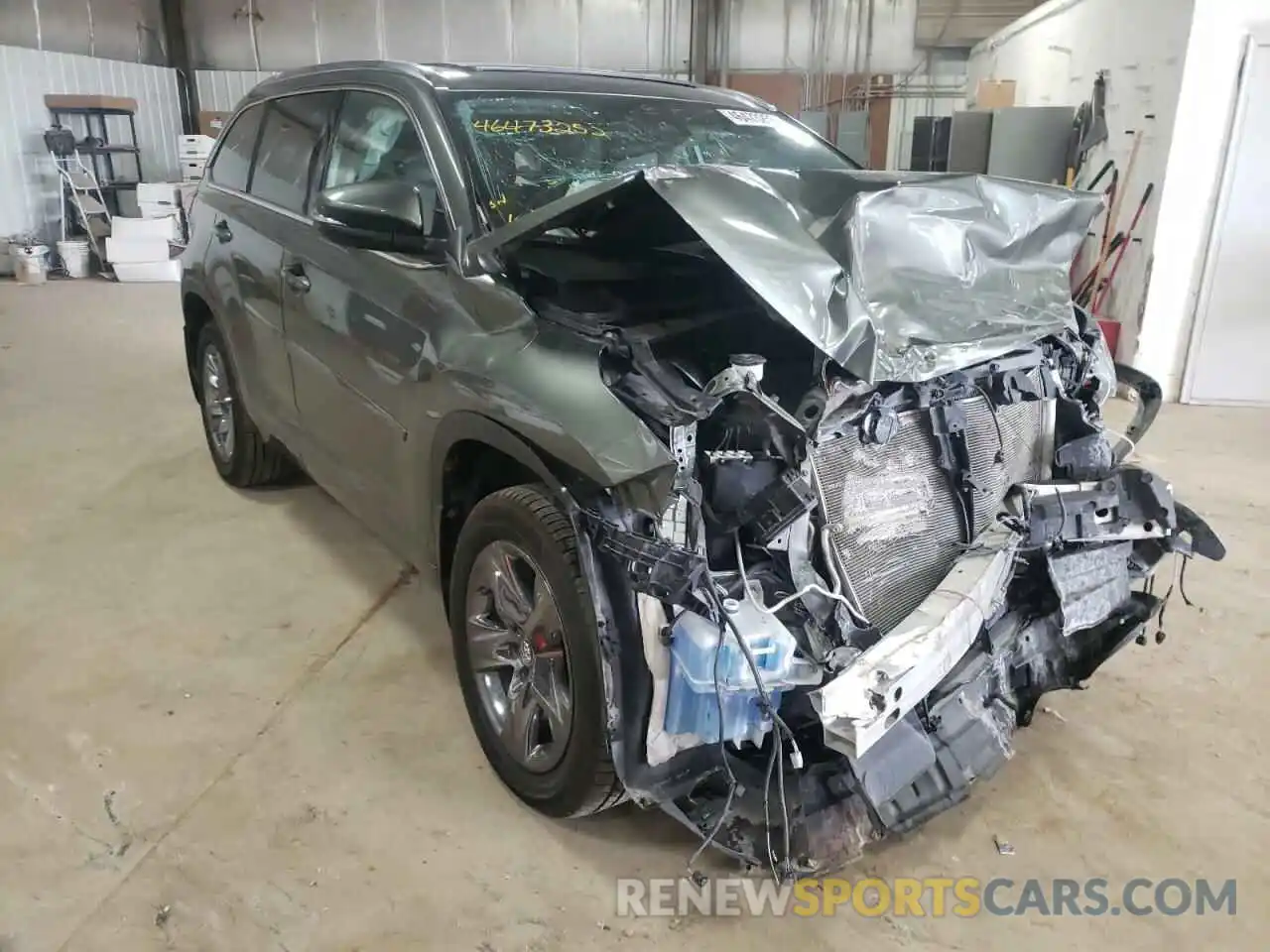 1 Photograph of a damaged car 5TDDZRFH3KS718800 TOYOTA HIGHLANDER 2019