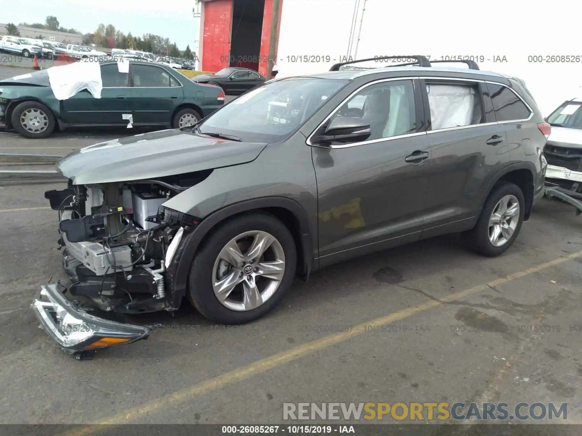 2 Photograph of a damaged car 5TDDZRFH3KS924778 TOYOTA HIGHLANDER 2019