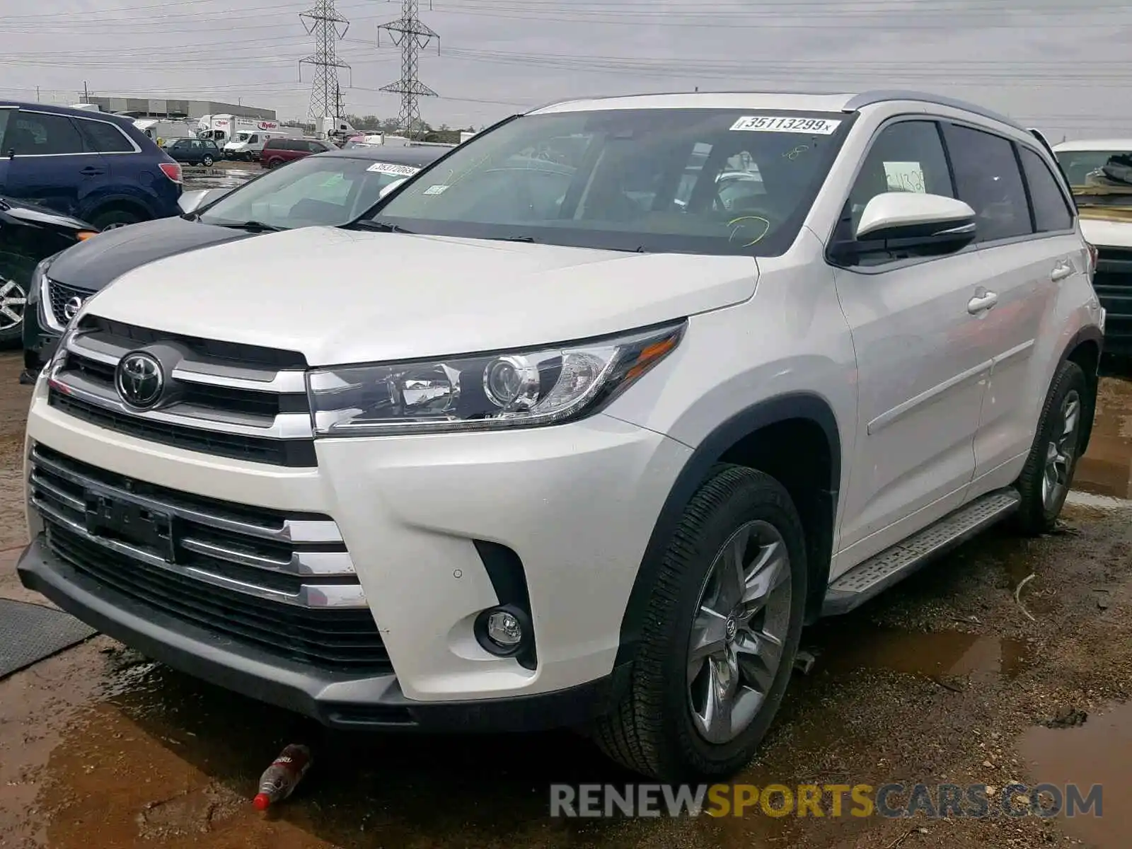 2 Photograph of a damaged car 5TDDZRFH3KS937806 TOYOTA HIGHLANDER 2019