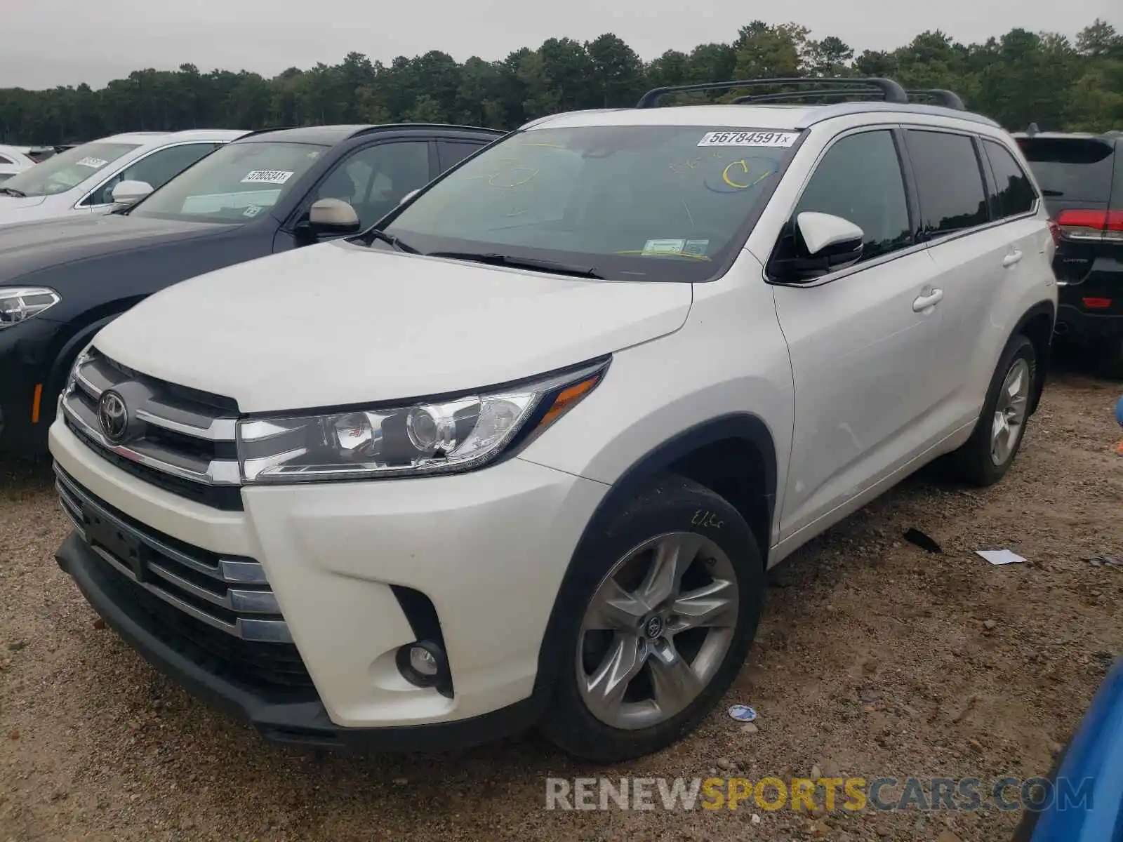 2 Photograph of a damaged car 5TDDZRFH3KS979344 TOYOTA HIGHLANDER 2019