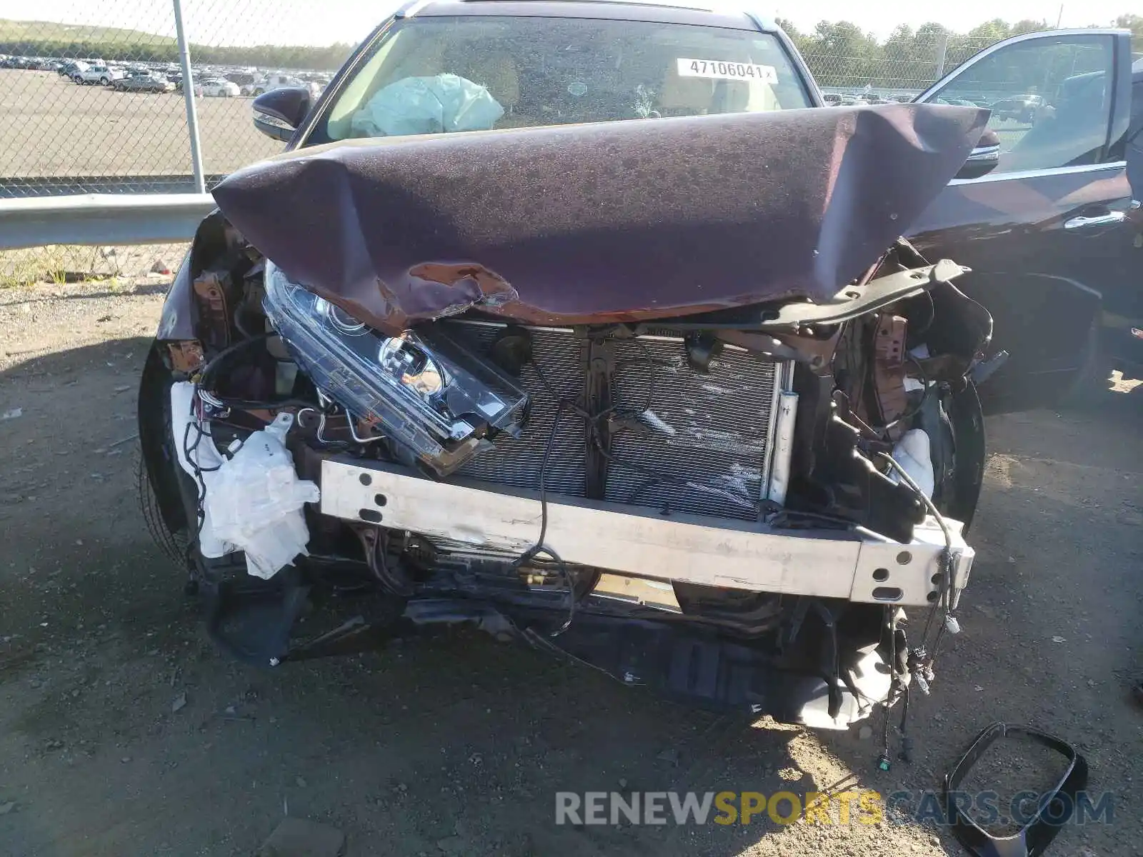 7 Photograph of a damaged car 5TDDZRFH3KS982681 TOYOTA HIGHLANDER 2019