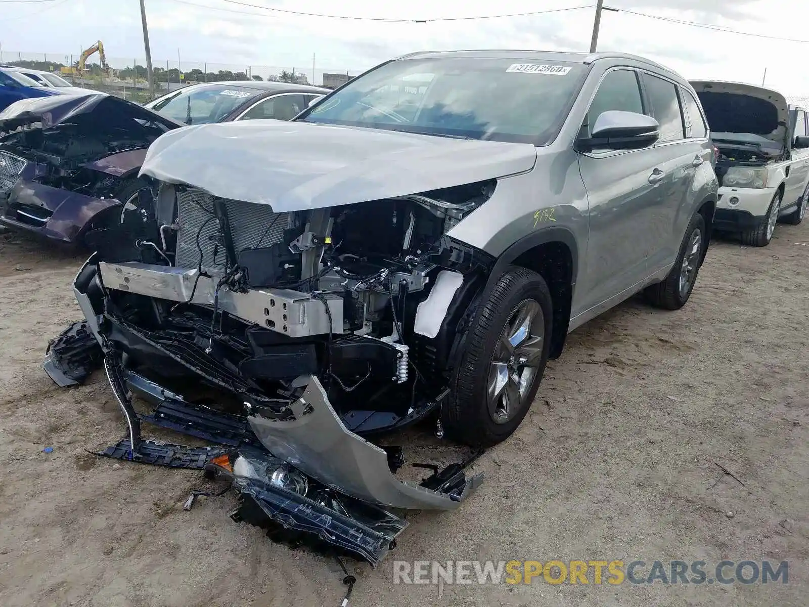 2 Photograph of a damaged car 5TDDZRFH3KS986861 TOYOTA HIGHLANDER 2019