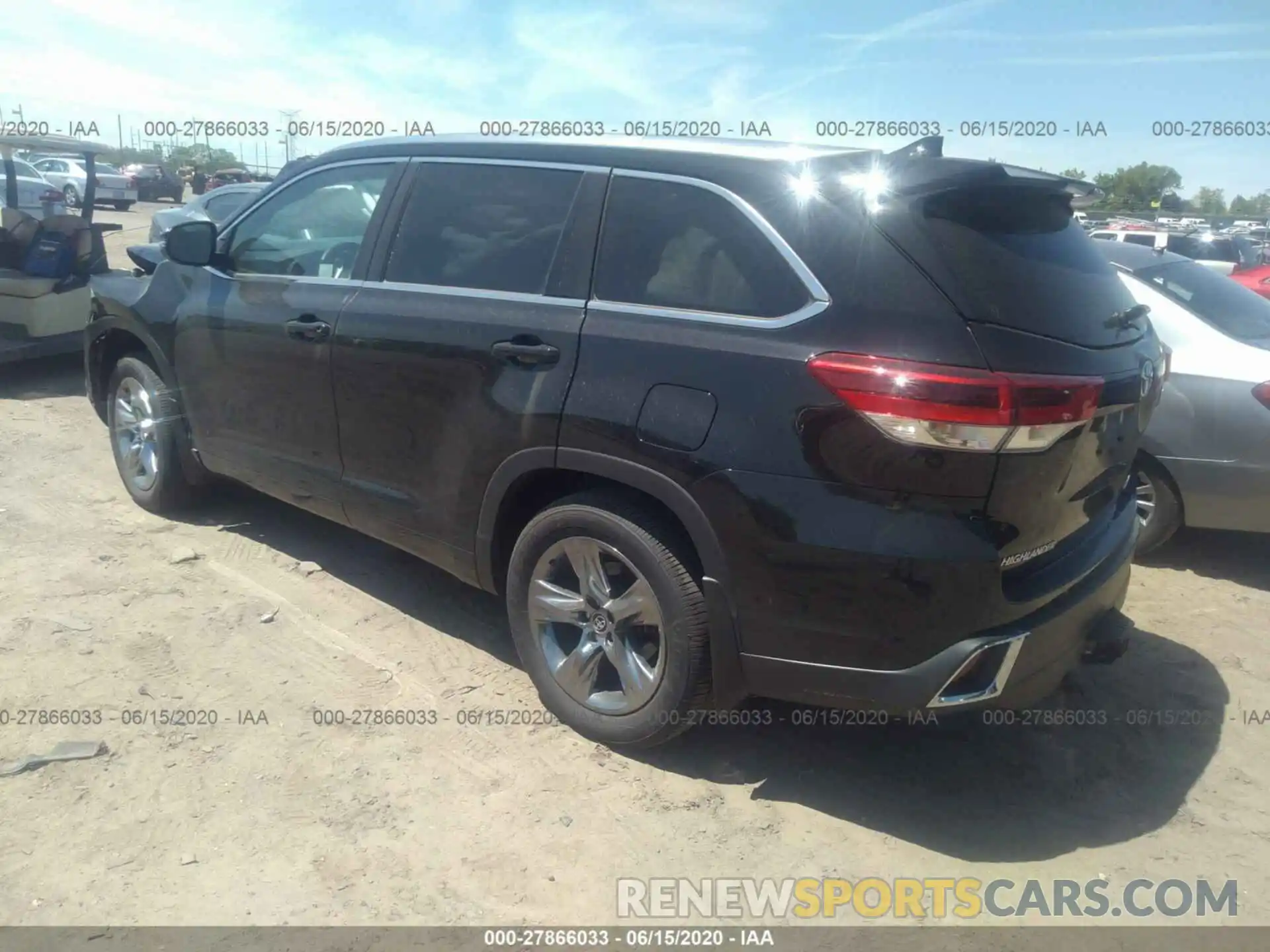 3 Photograph of a damaged car 5TDDZRFH3KS987735 TOYOTA HIGHLANDER 2019