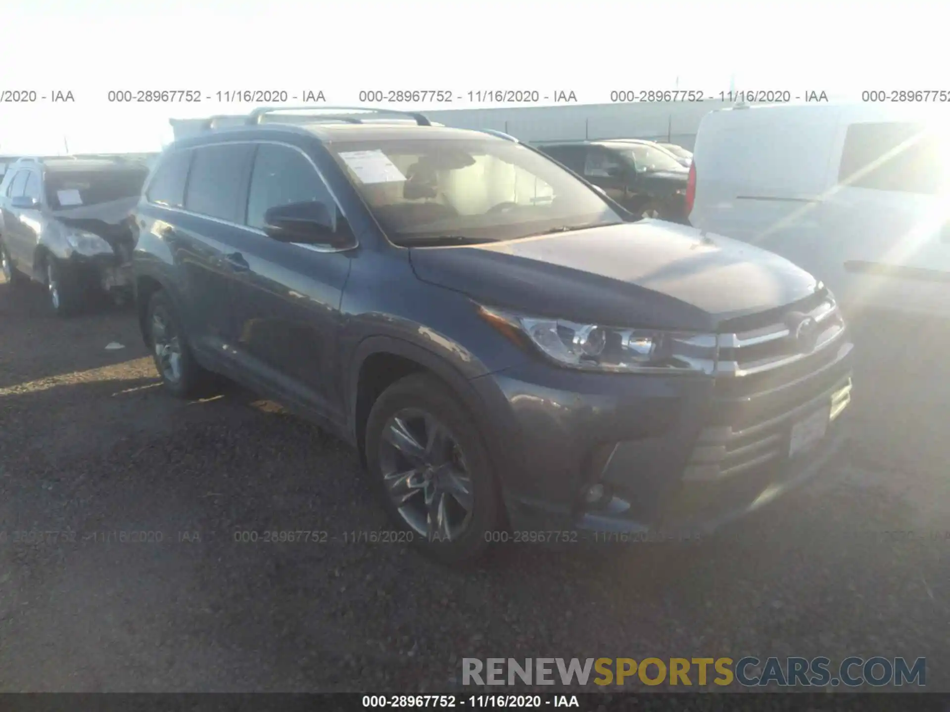 1 Photograph of a damaged car 5TDDZRFH4KS710091 TOYOTA HIGHLANDER 2019