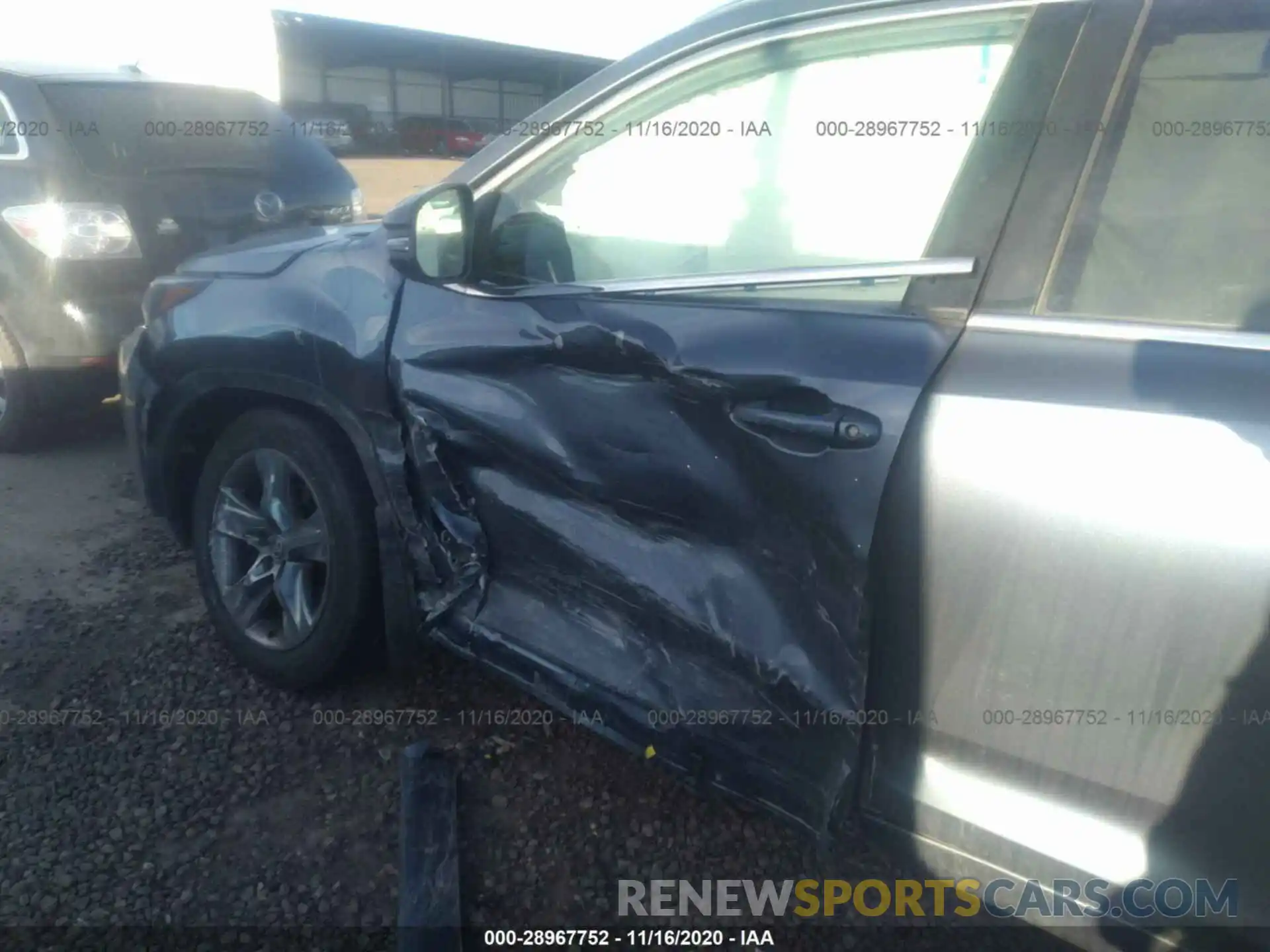 6 Photograph of a damaged car 5TDDZRFH4KS710091 TOYOTA HIGHLANDER 2019