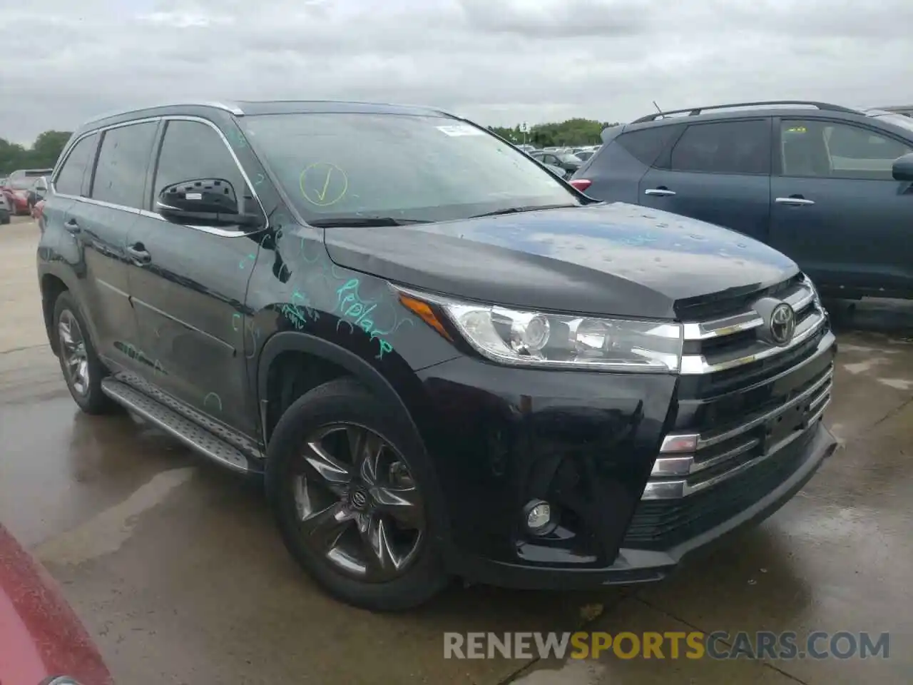 1 Photograph of a damaged car 5TDDZRFH4KS920609 TOYOTA HIGHLANDER 2019