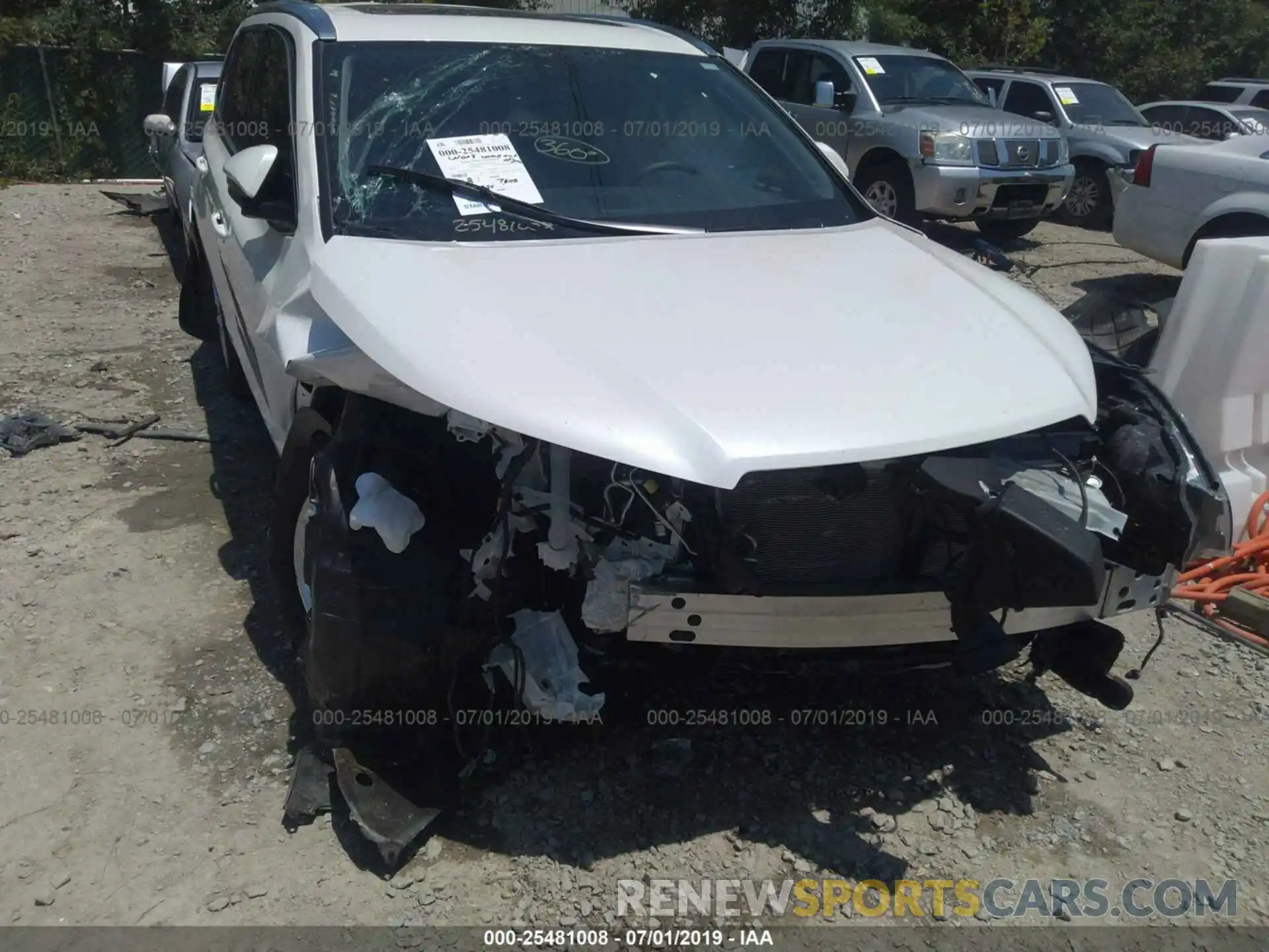 6 Photograph of a damaged car 5TDDZRFH4KS924725 TOYOTA HIGHLANDER 2019