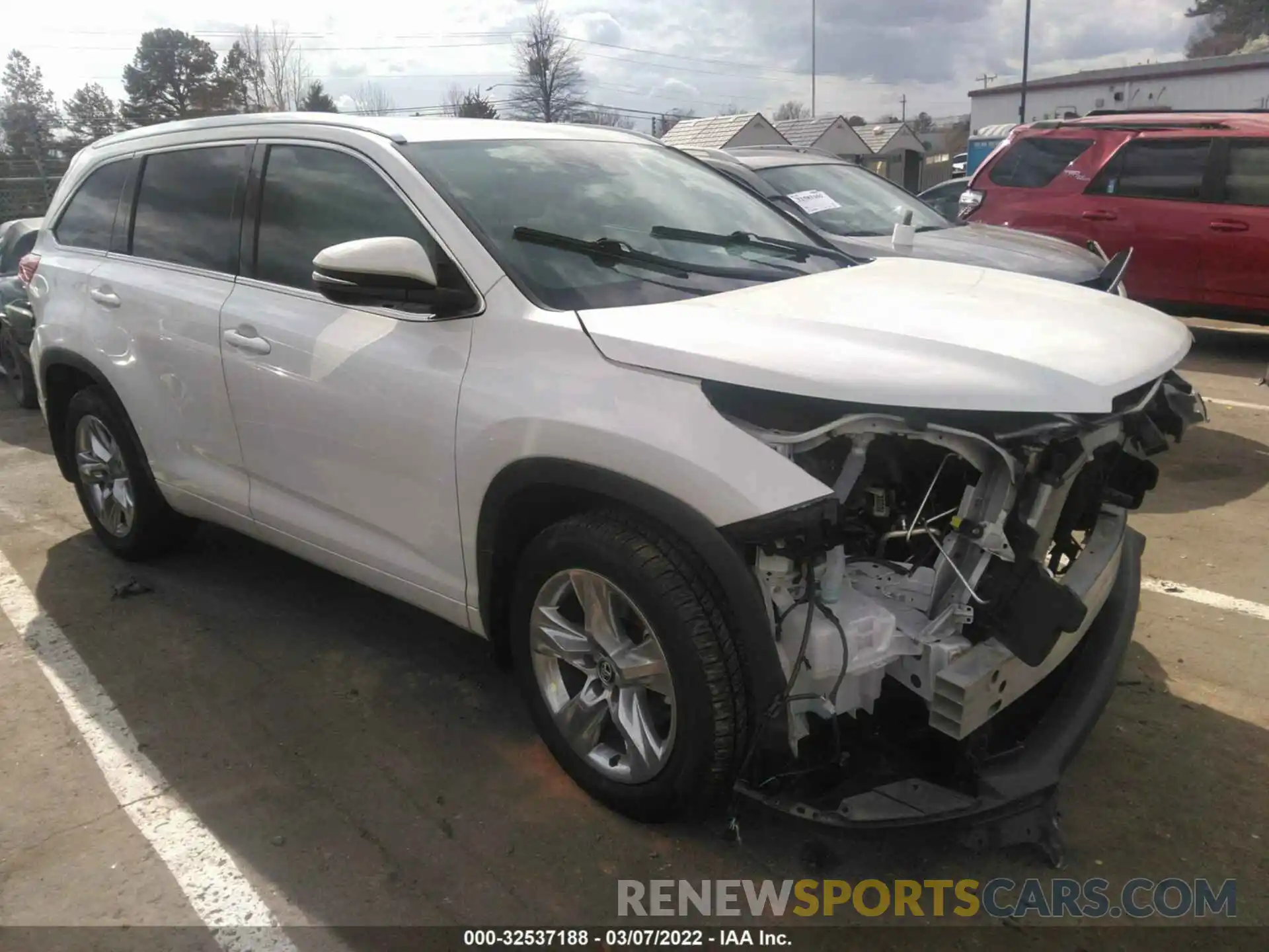 1 Photograph of a damaged car 5TDDZRFH4KS932274 TOYOTA HIGHLANDER 2019