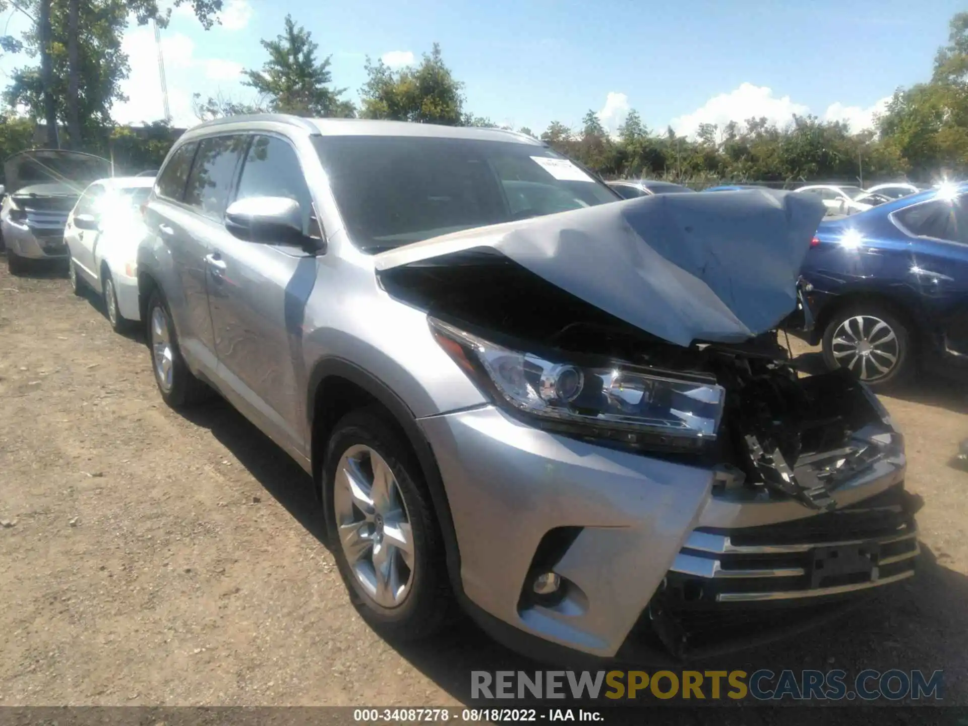 1 Photograph of a damaged car 5TDDZRFH4KS936146 TOYOTA HIGHLANDER 2019