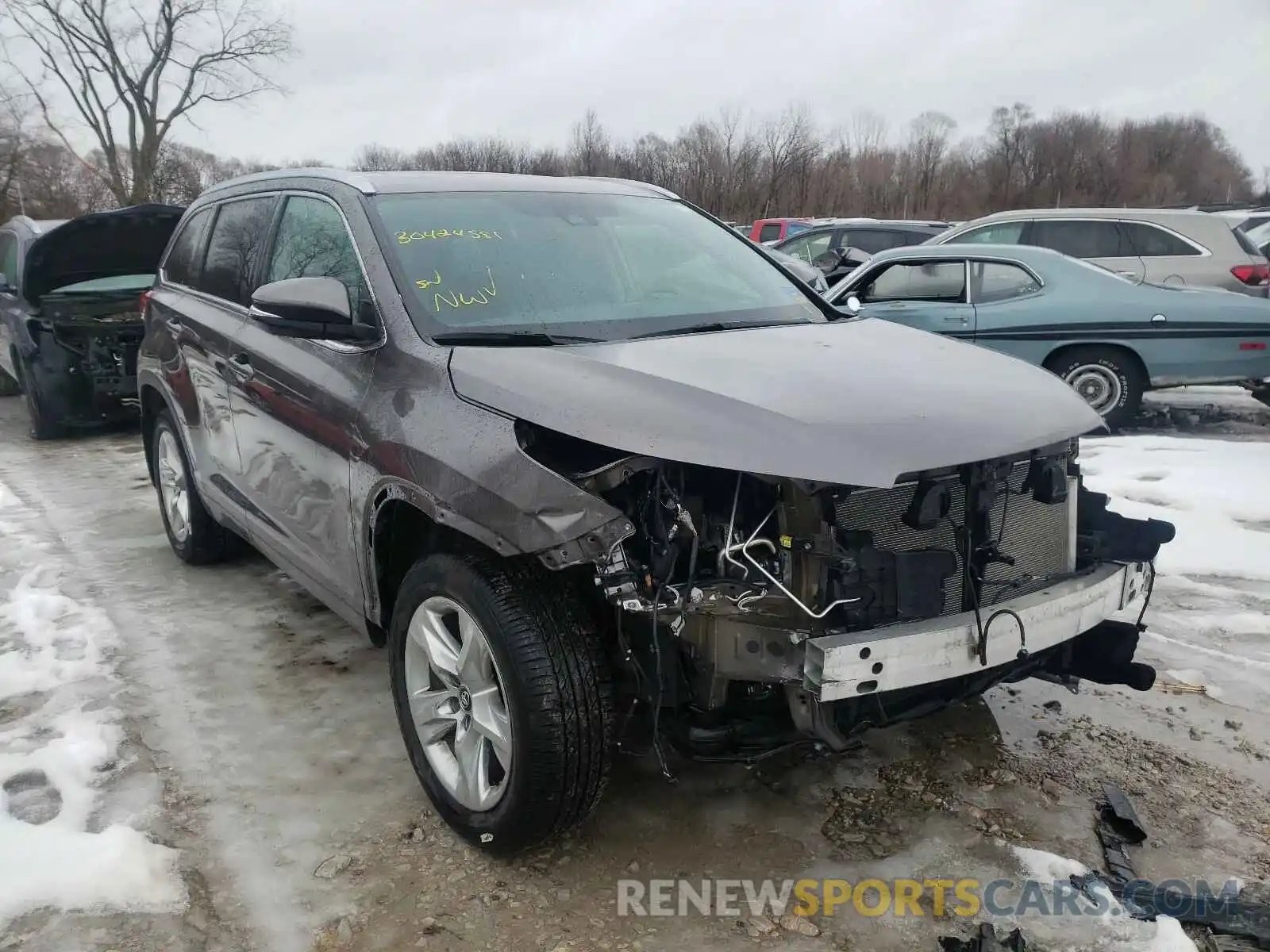 1 Photograph of a damaged car 5TDDZRFH4KS937426 TOYOTA HIGHLANDER 2019