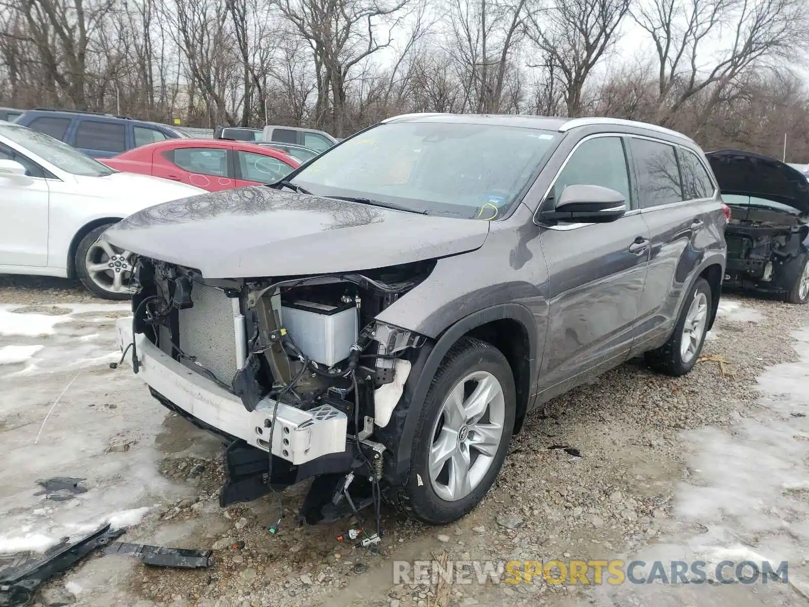 2 Photograph of a damaged car 5TDDZRFH4KS937426 TOYOTA HIGHLANDER 2019