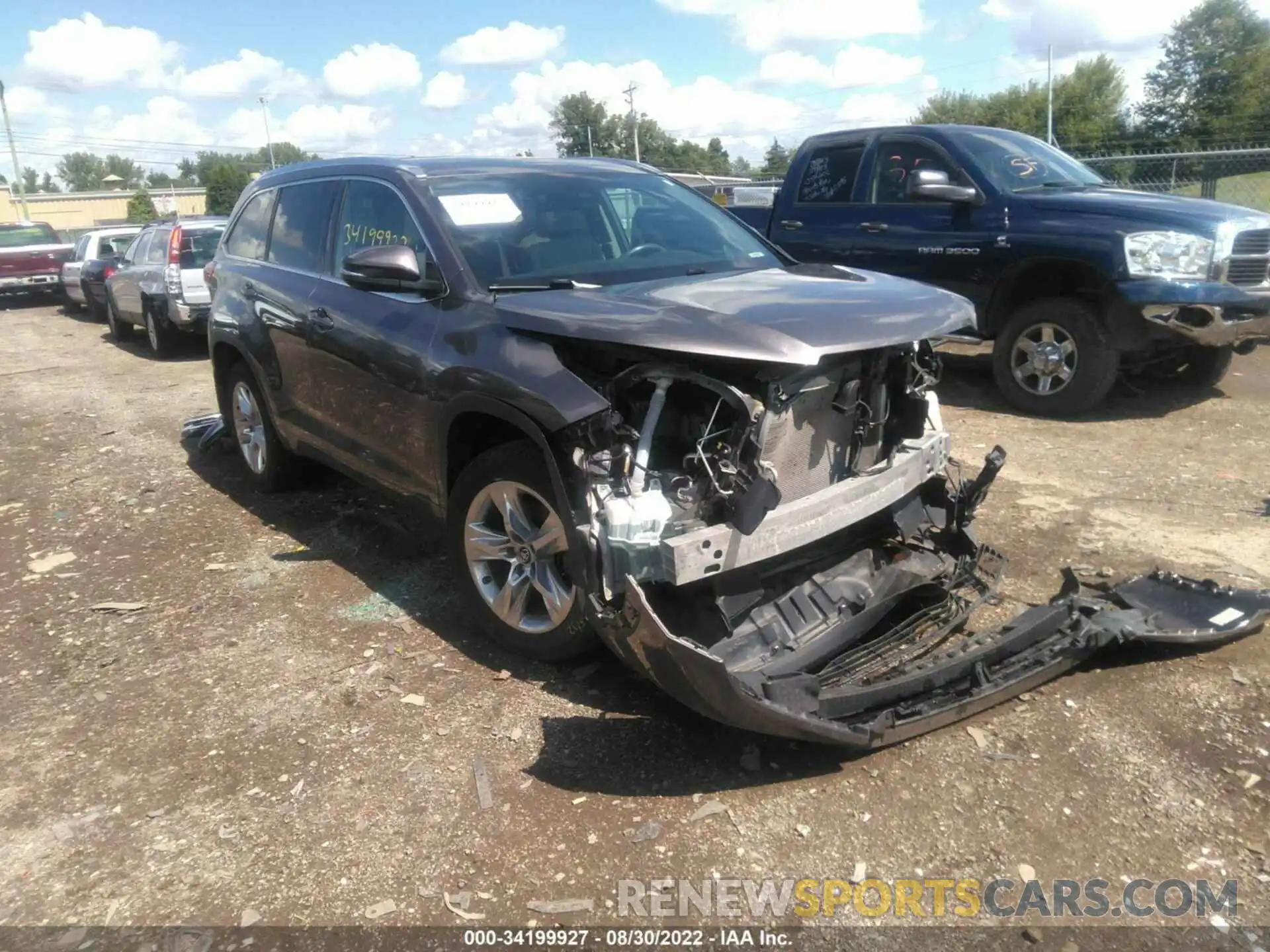 1 Photograph of a damaged car 5TDDZRFH4KS954274 TOYOTA HIGHLANDER 2019