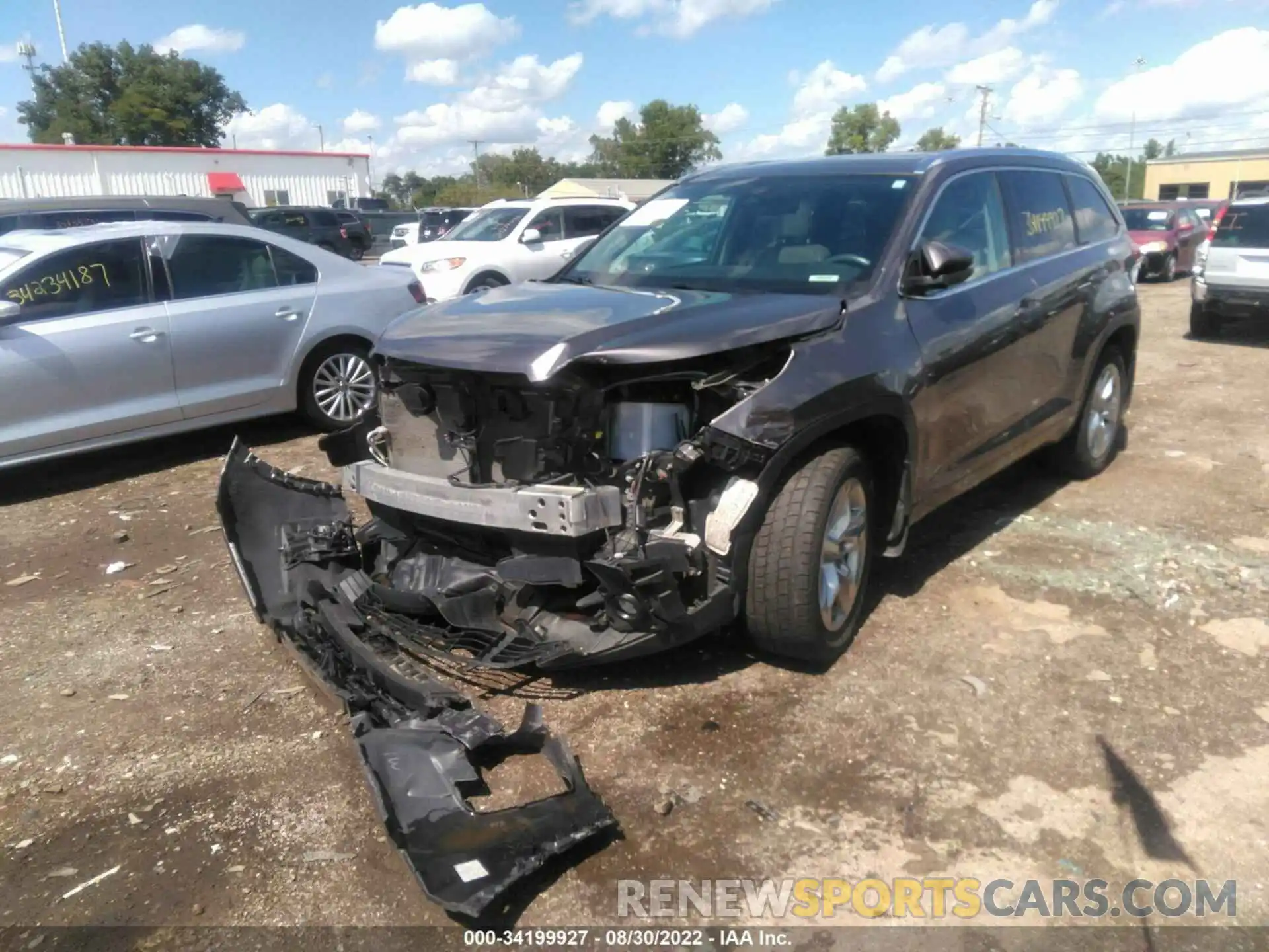 2 Photograph of a damaged car 5TDDZRFH4KS954274 TOYOTA HIGHLANDER 2019