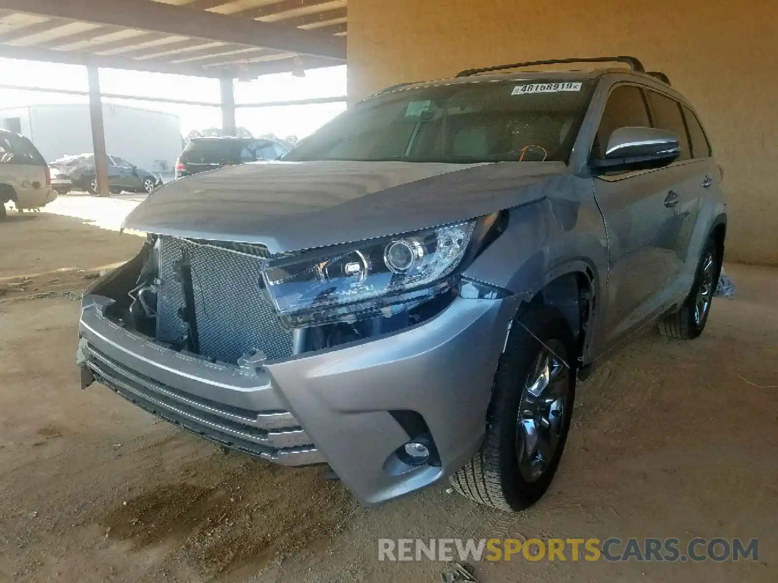 2 Photograph of a damaged car 5TDDZRFH4KS984925 TOYOTA HIGHLANDER 2019