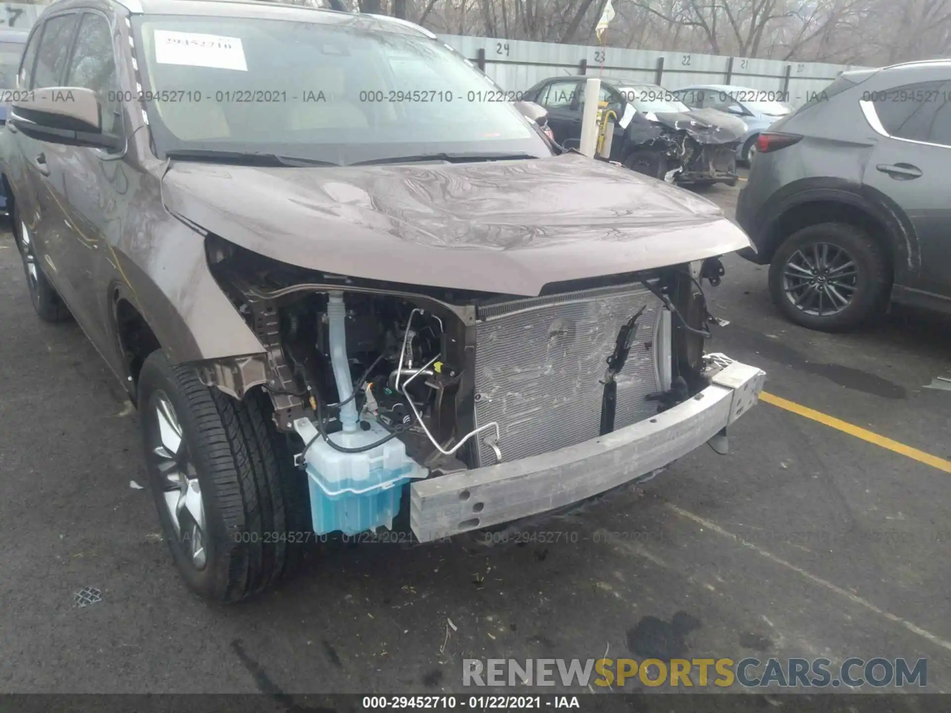 6 Photograph of a damaged car 5TDDZRFH5KS710391 TOYOTA HIGHLANDER 2019