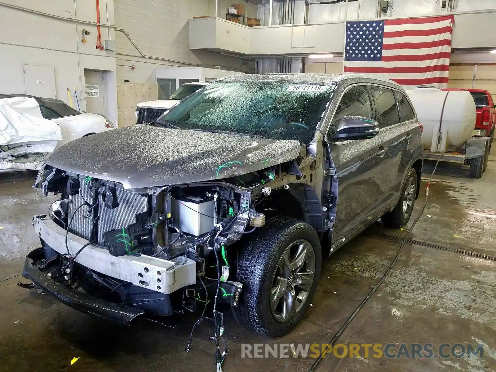 2 Photograph of a damaged car 5TDDZRFH5KS917783 TOYOTA HIGHLANDER 2019